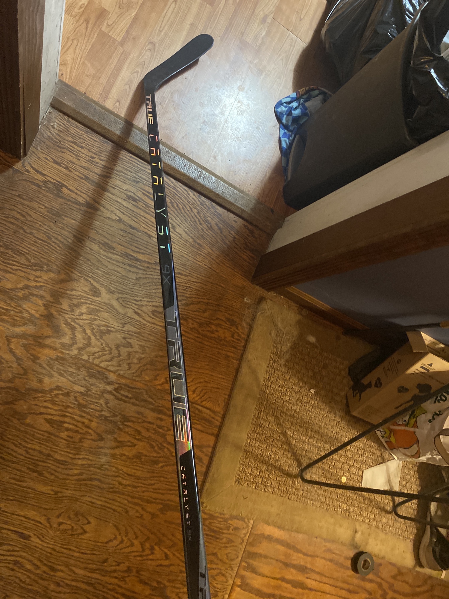 New True Catalyst 9X Pro Stock Stick Colorado Avalanche Manson RH P92 102 Flex SidelineSwap New True Catalyst 9X Pro Stock Stick Colorado Avalanche Manson RH P92 102 Flex SidelineSwap