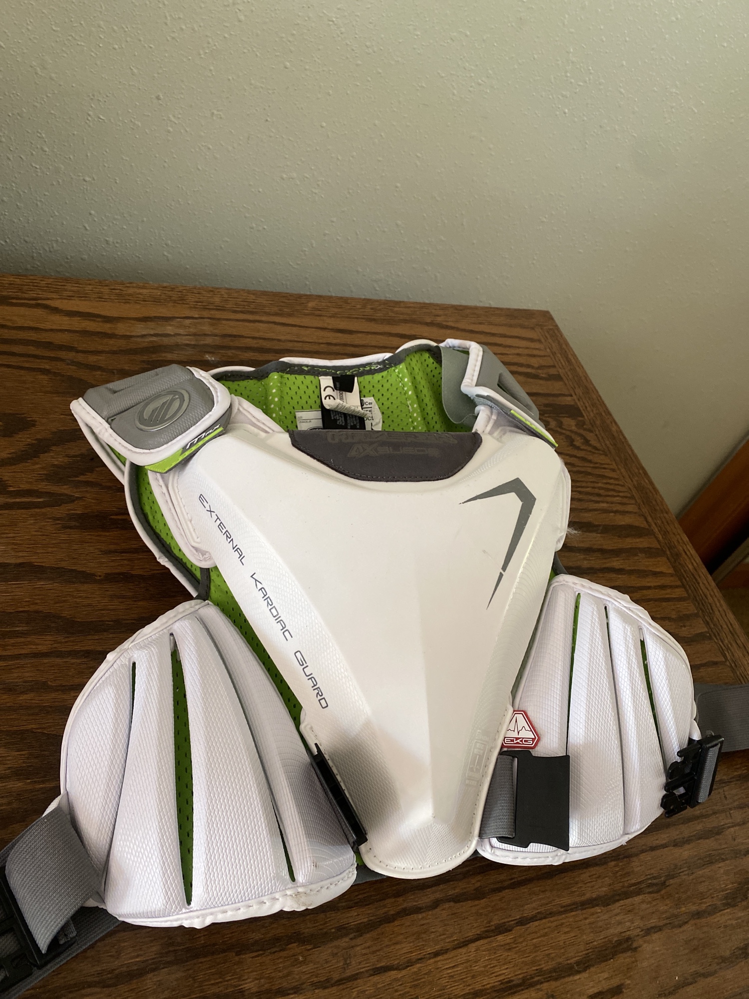 Maverik MAX EKG Shoulder Pads (kardiac Guard) SidelineSwap