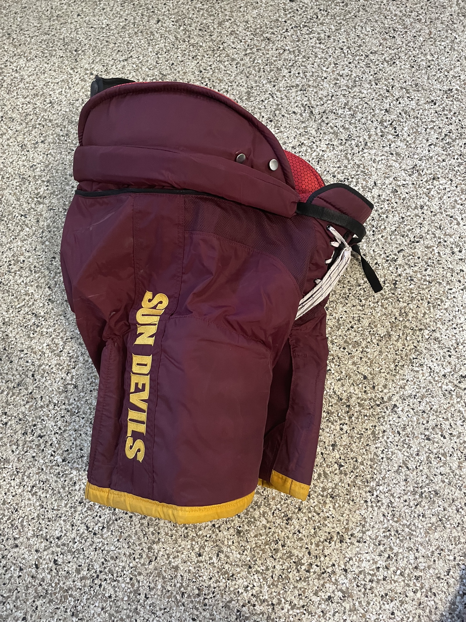 Senior XL CCM Pro Stock Tacks 4052 Hockey Pants SidelineSwap