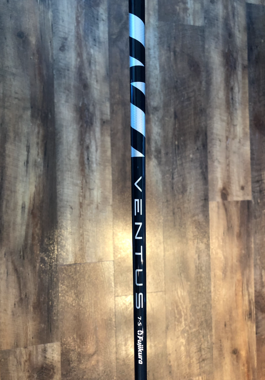 New Fujikura (TaylorMade) Ventus Blue 7 Hybrid Shaft SidelineSwap