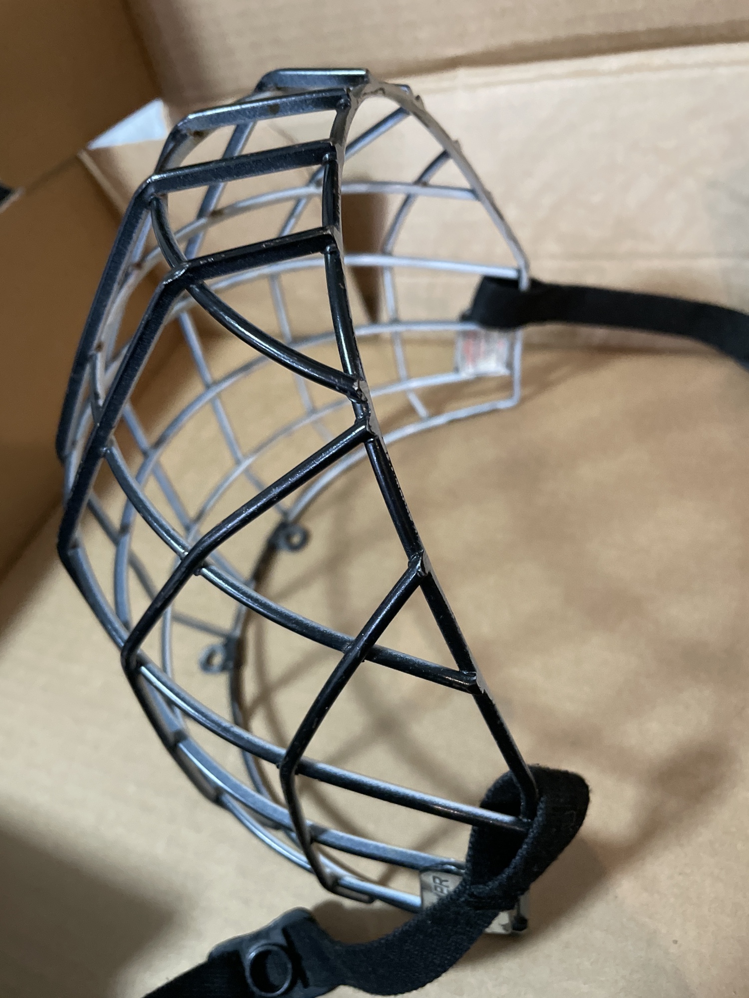 Oreo Cage Bauer Profile II Small SidelineSwap