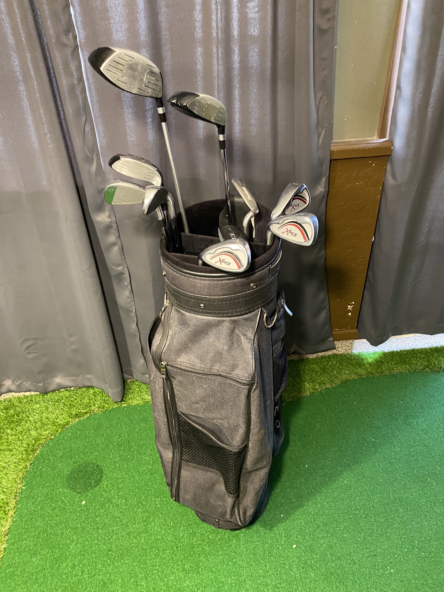 Left handed XR3 mens complete golf club set with bag SidelineSwap