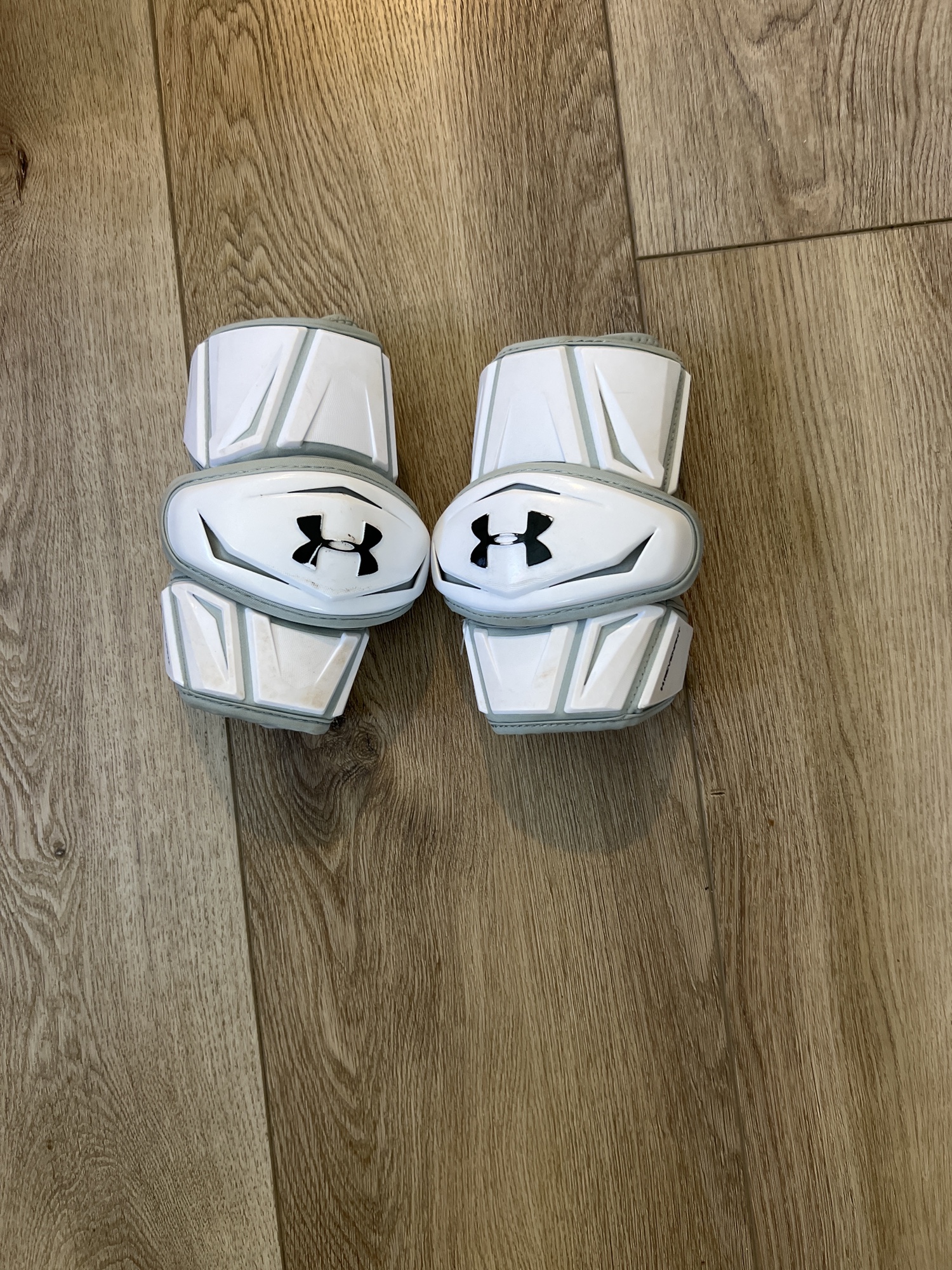 Used Medium Under Armour Revenant Arm Pads SidelineSwap