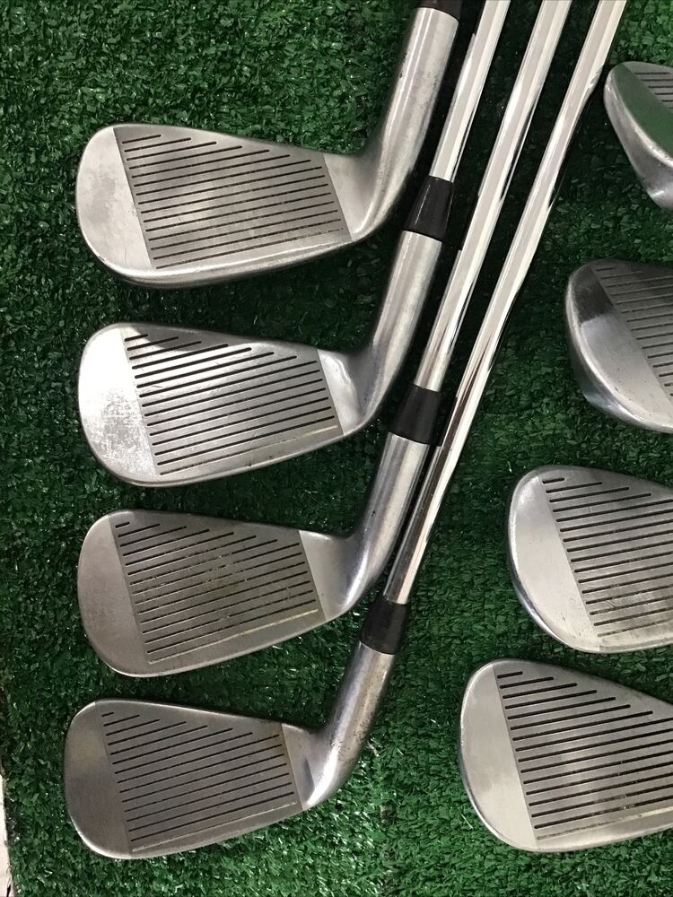 Wilson Advantage X3 Iron Set 4PW, SW With Regular Steel Shafts