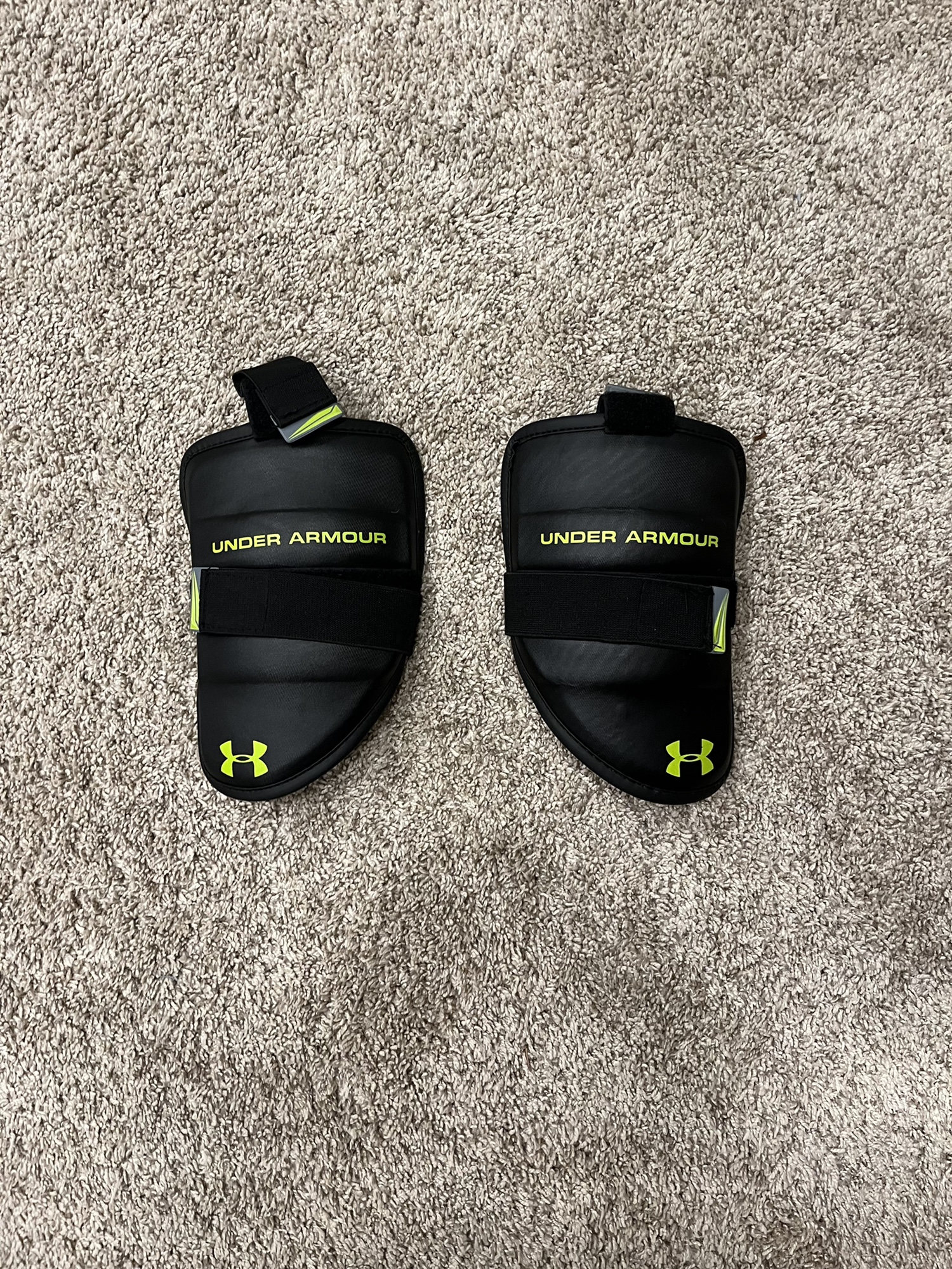 Under Armor Box Lacrosse Pads/Bicep Pads SidelineSwap