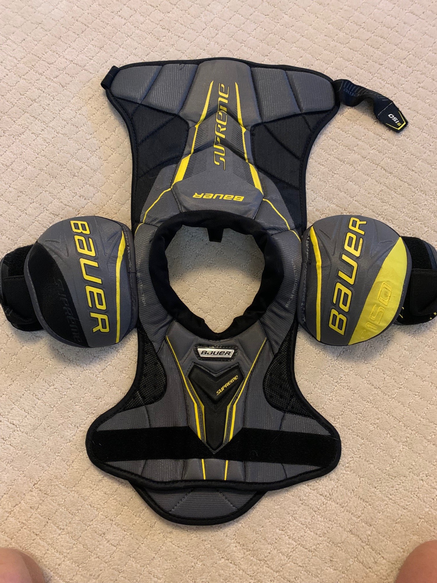 Junior Used Medium Bauer Supreme 150 Shoulder Pads SidelineSwap