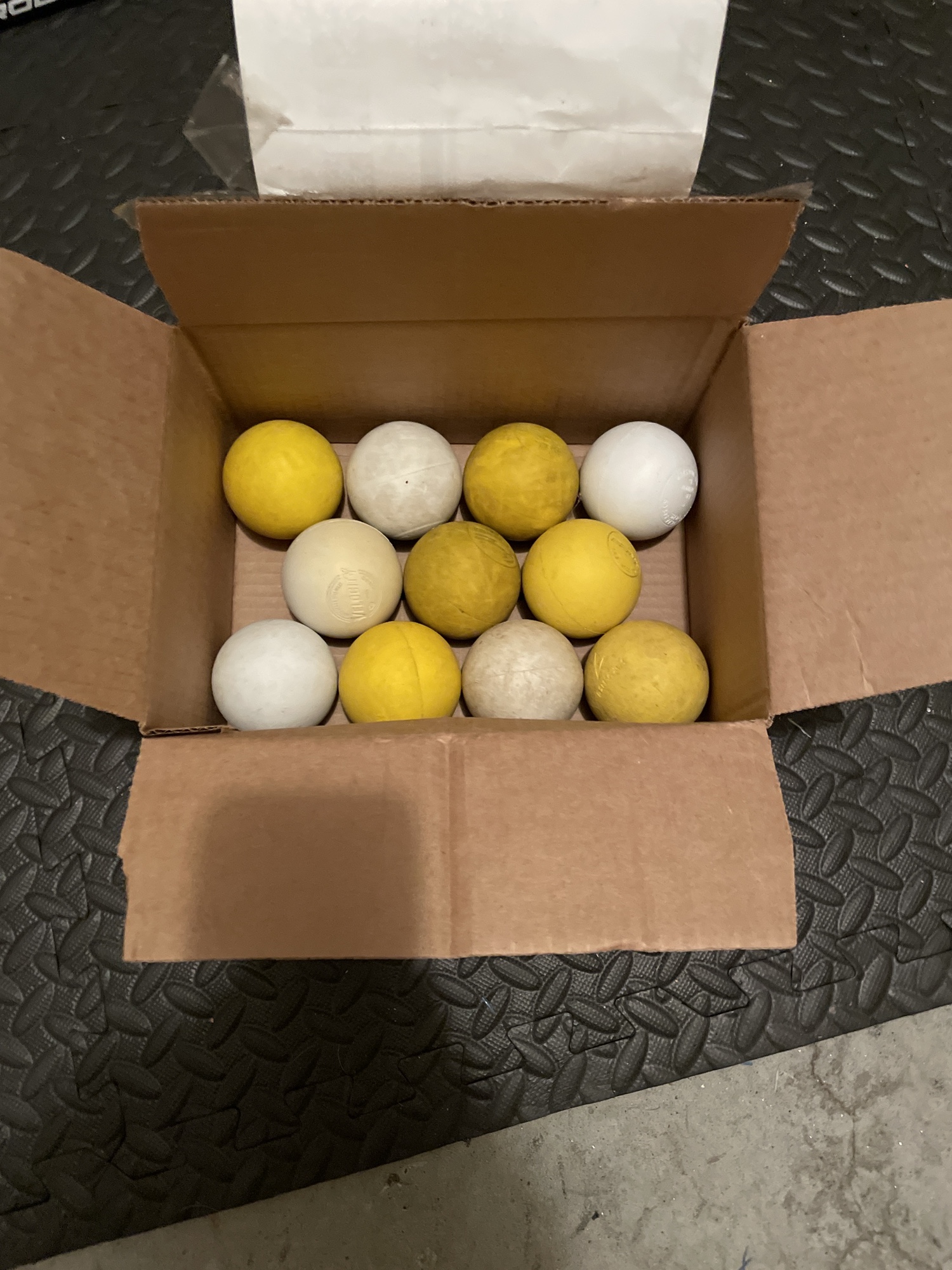 11 Lacrosse Balls SidelineSwap