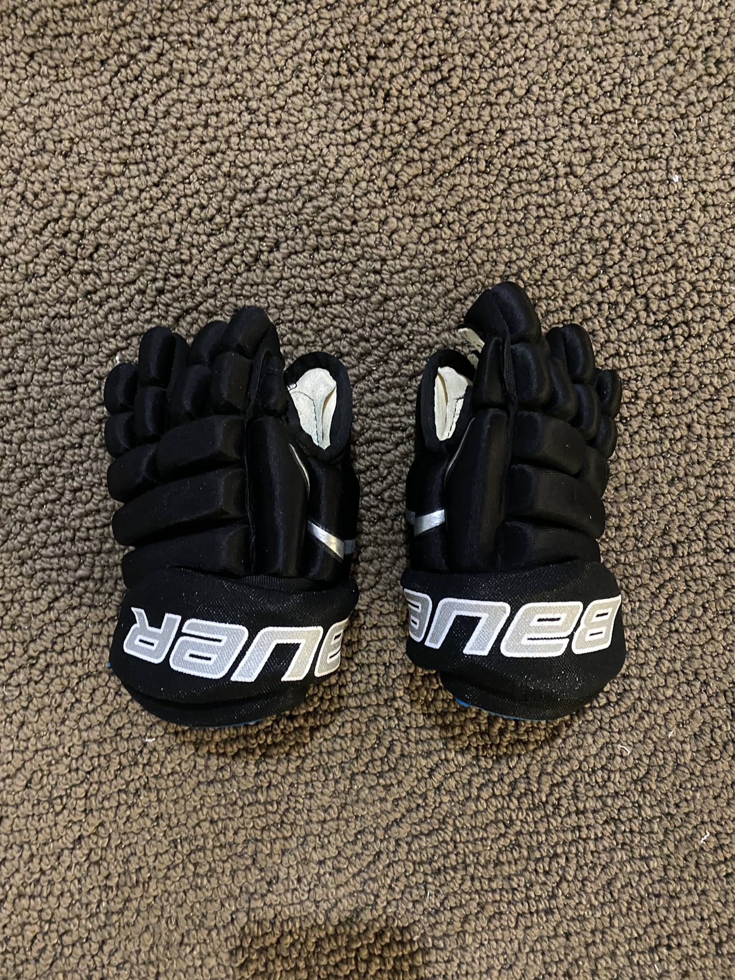 Bauer prodigy Shoulder Pads, Elbow Pads and youth gloves SidelineSwap