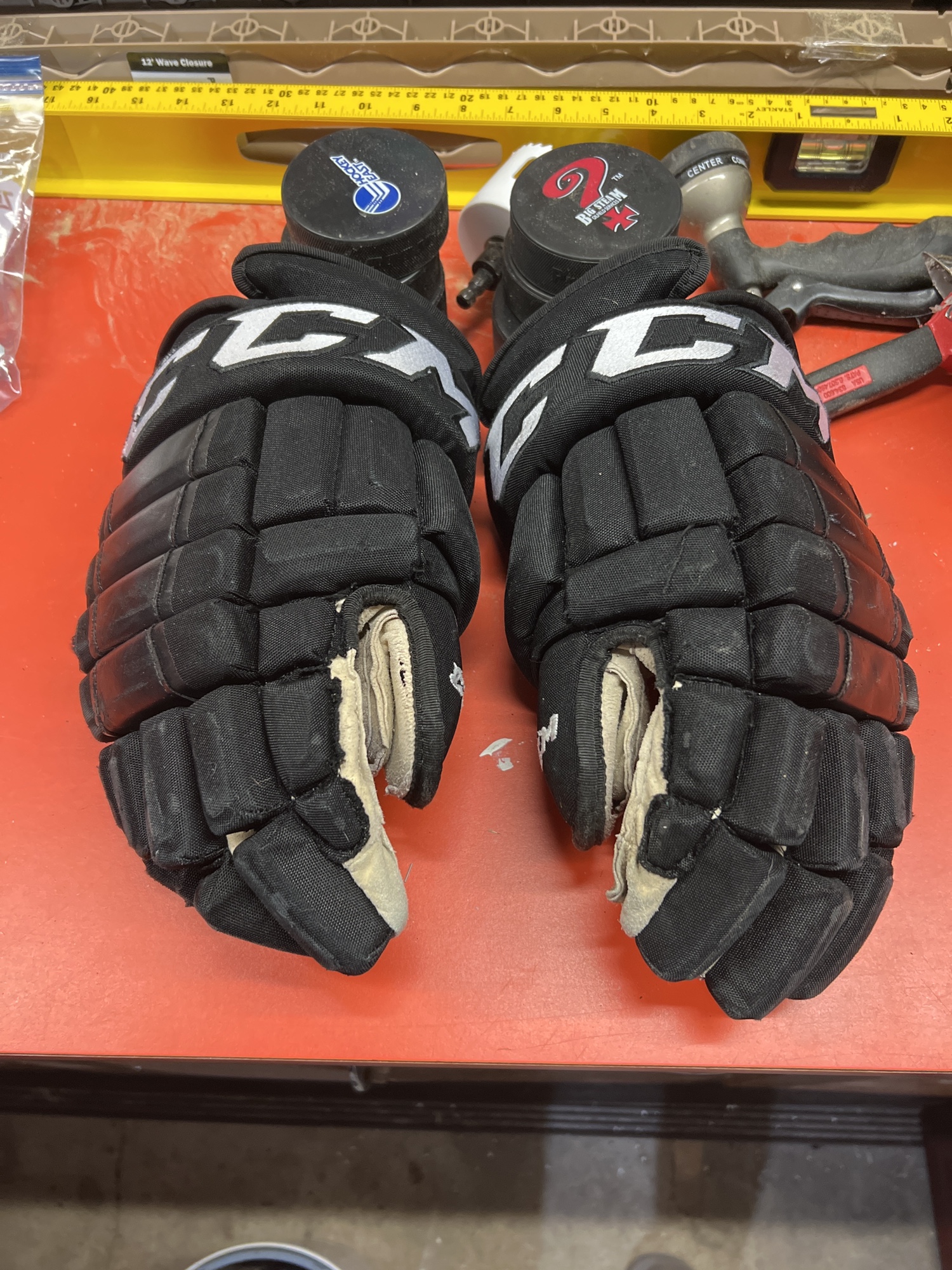 CCM 14" Pro Stock HG96 Gloves SidelineSwap