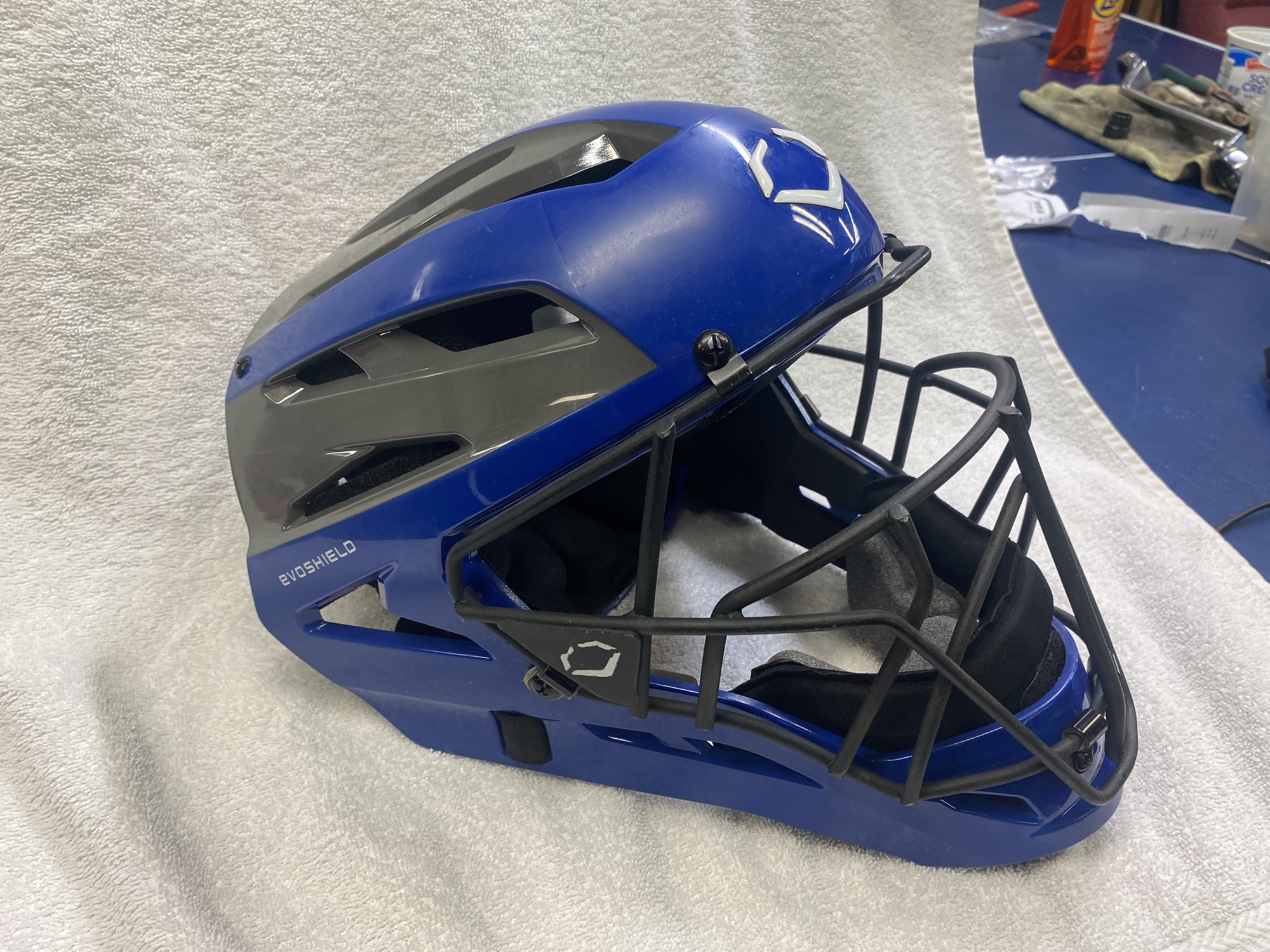 Evoshield catcher mask SidelineSwap