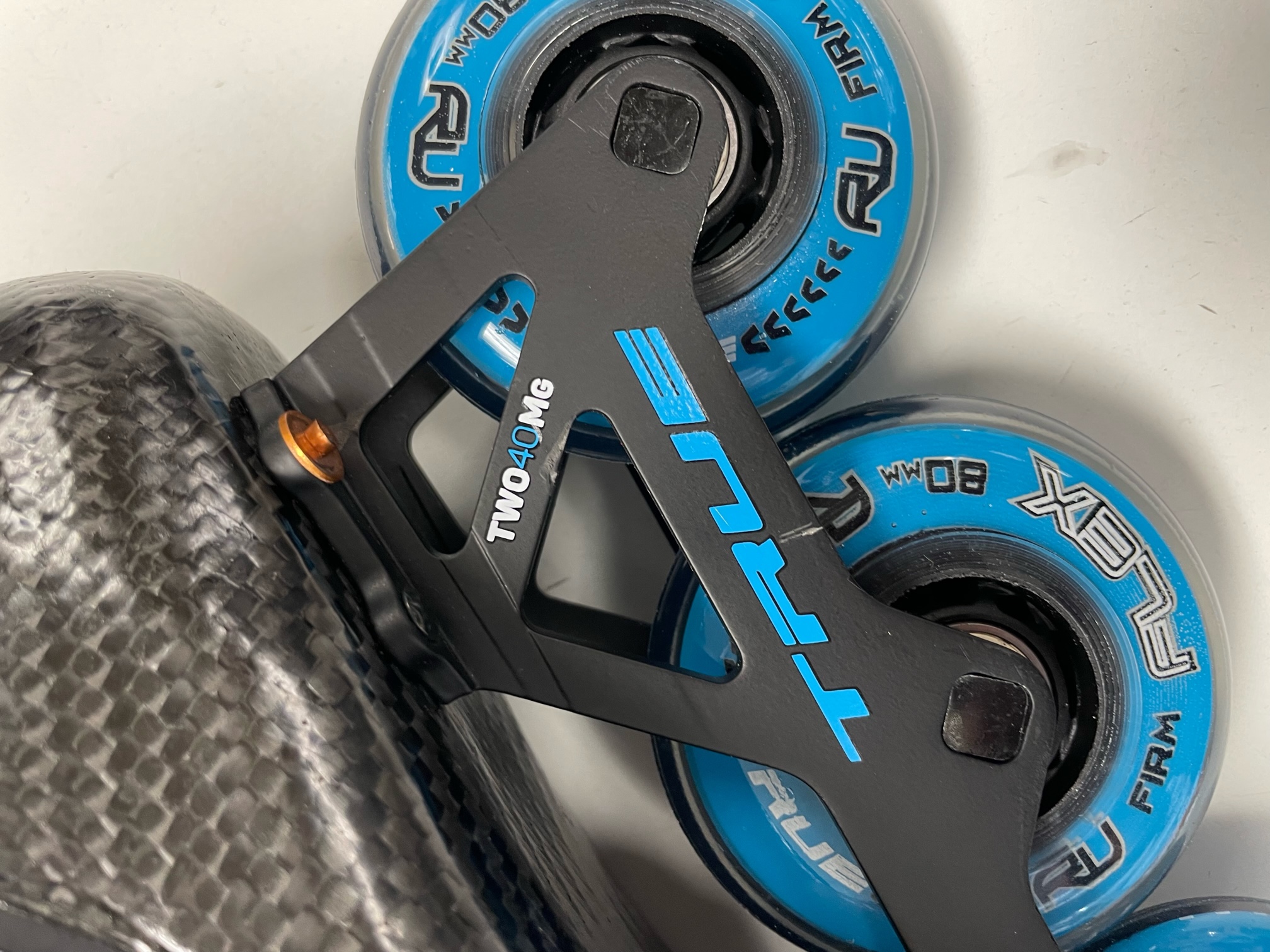 New True Pro Custom Inline Skates Size 9 SidelineSwap