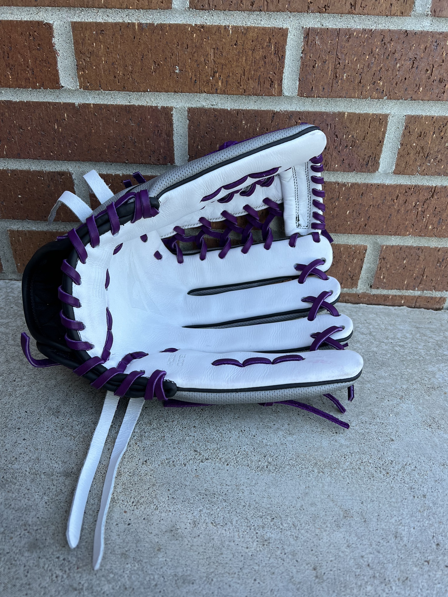 Goin Yard Slow Pitch Softball Outfield Size 13 SidelineSwap