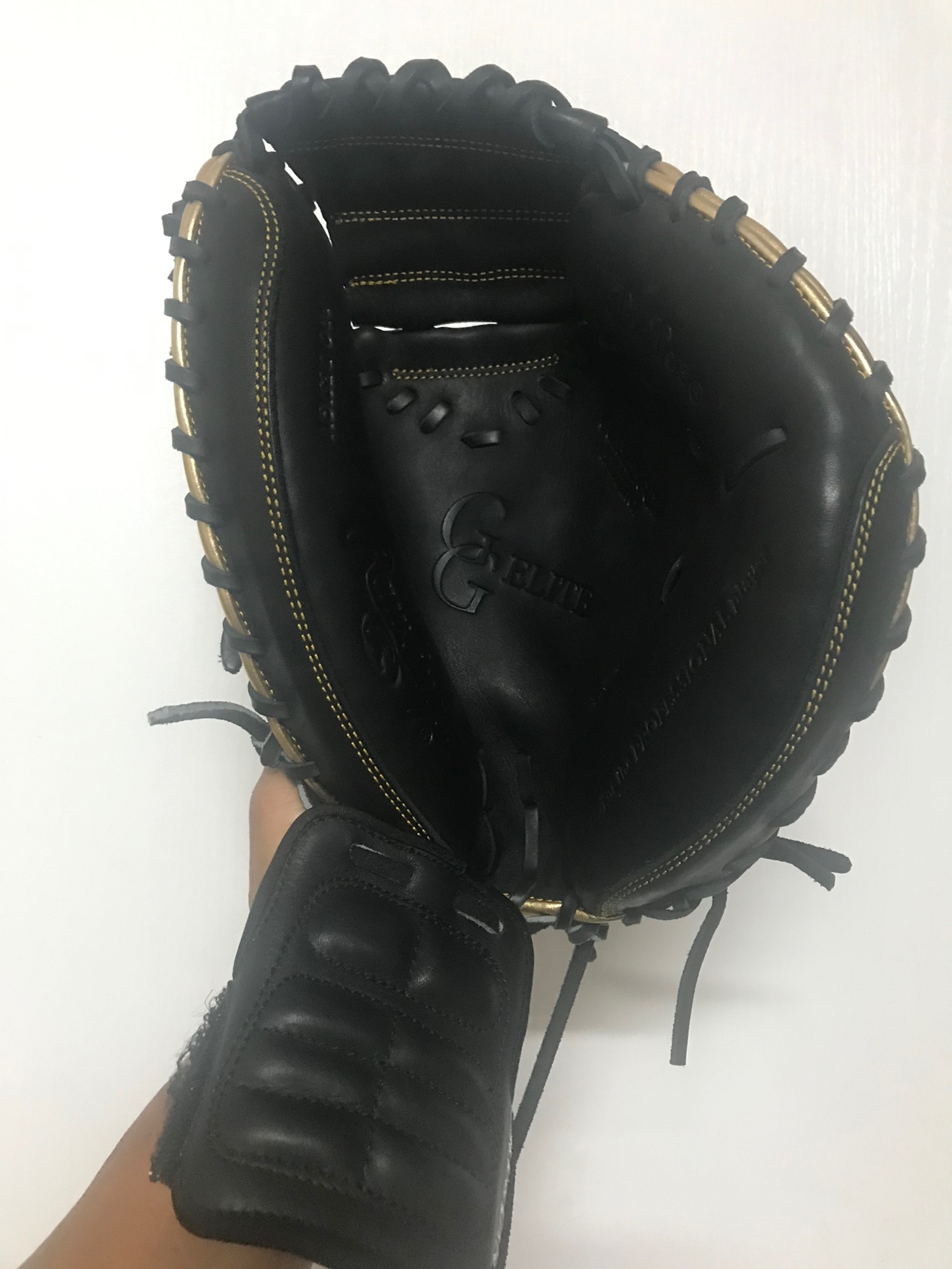 Rawlings 32.5'' GG Elite Series Catcher's Mitt with Wrist Guard Strap