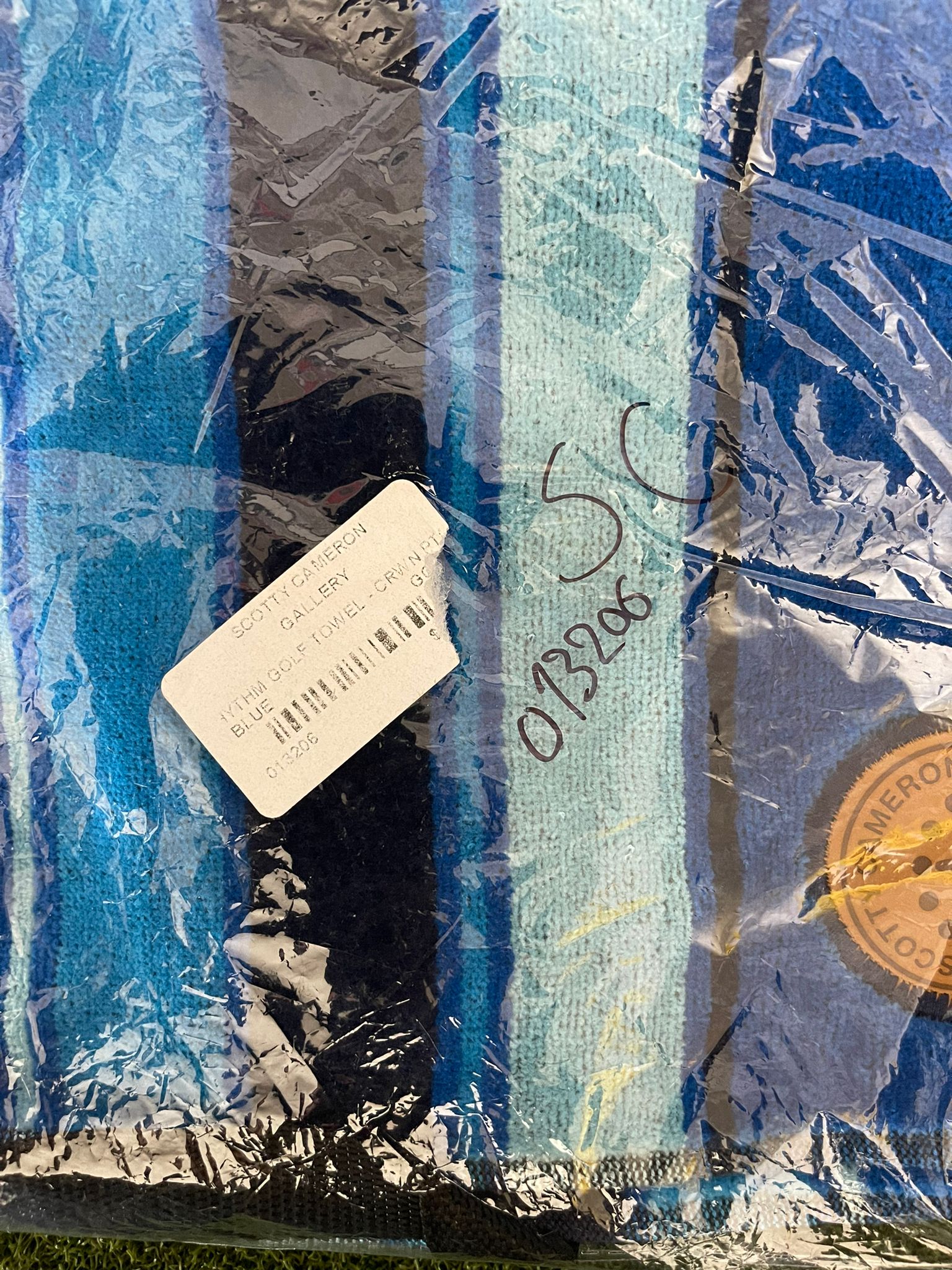 Scotty Cameron Gallery Blue Rhythm Crown Golf Bag Towel Excellent