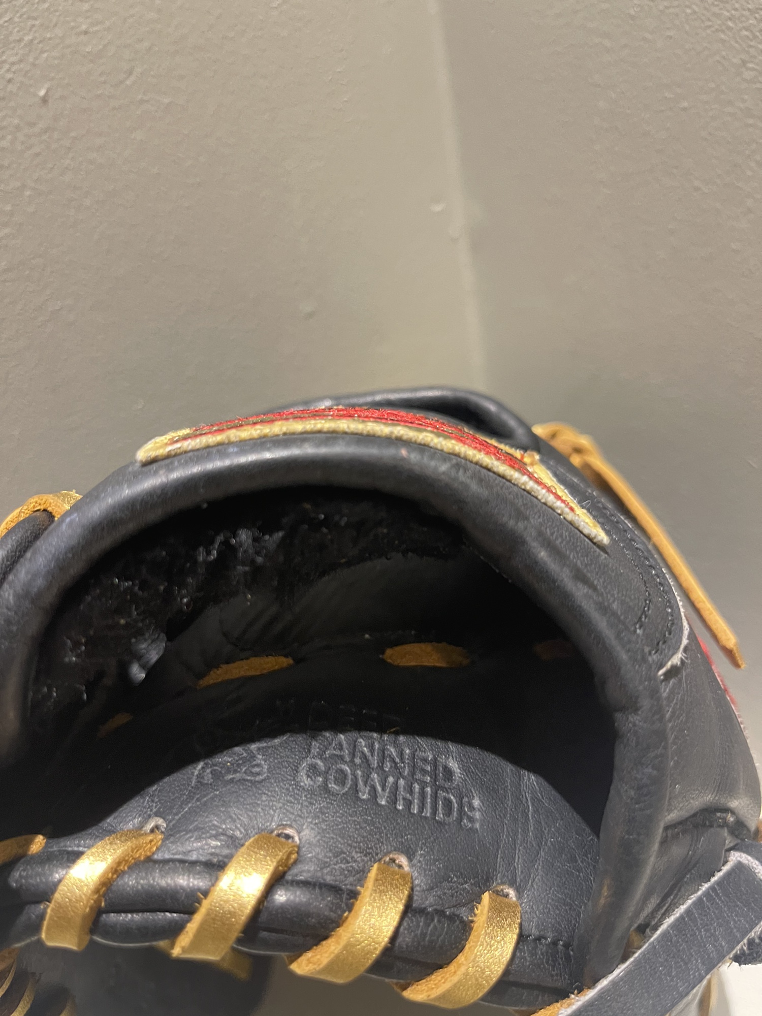 Rawlings Rare GOLD Label GG1150 Baseball Glove RHT Gold Glove Series