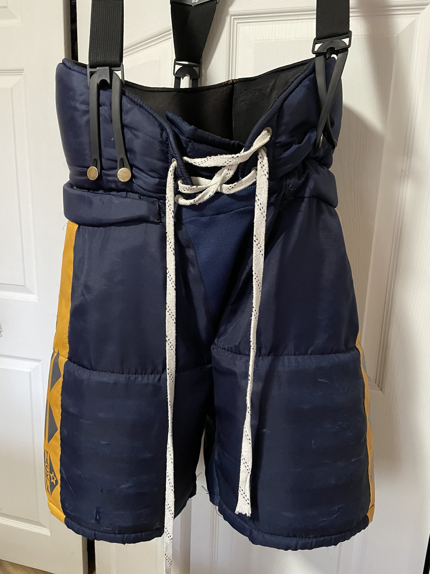 Senior Tackla Pro 2500 Hockey Pants SidelineSwap