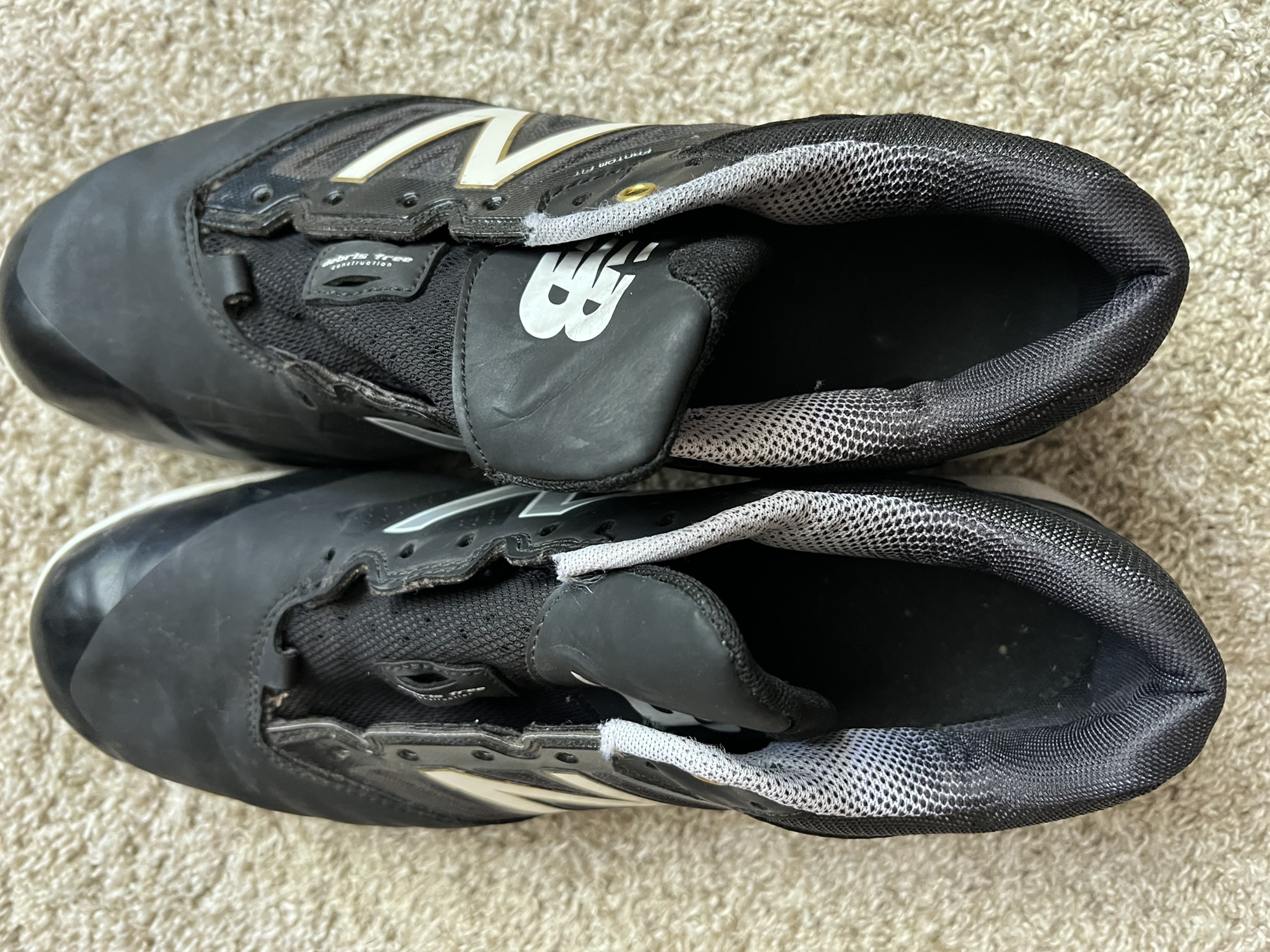 4040v3 new balance cleats