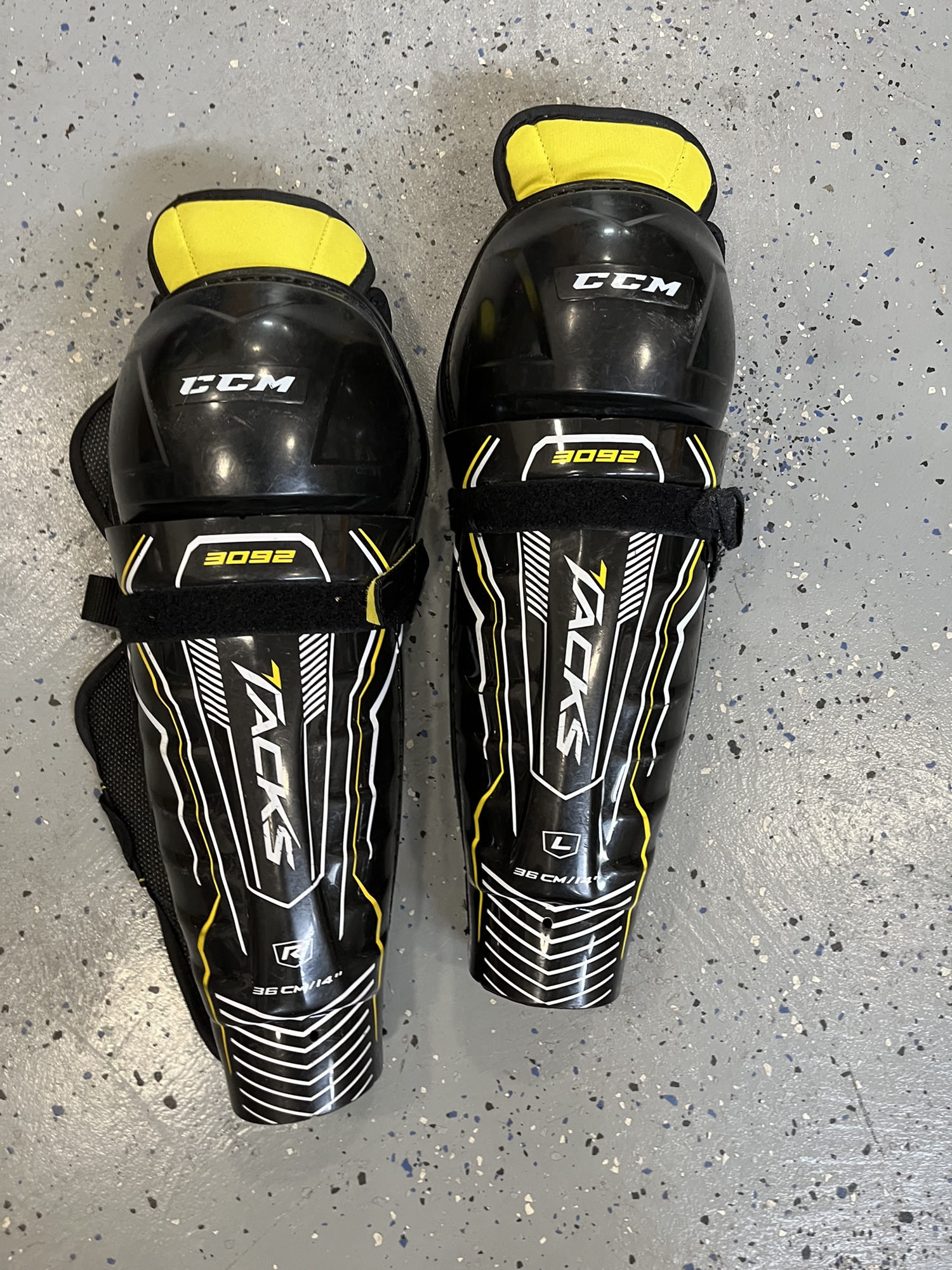 CCM Tacks 3092 Shin Pads SidelineSwap