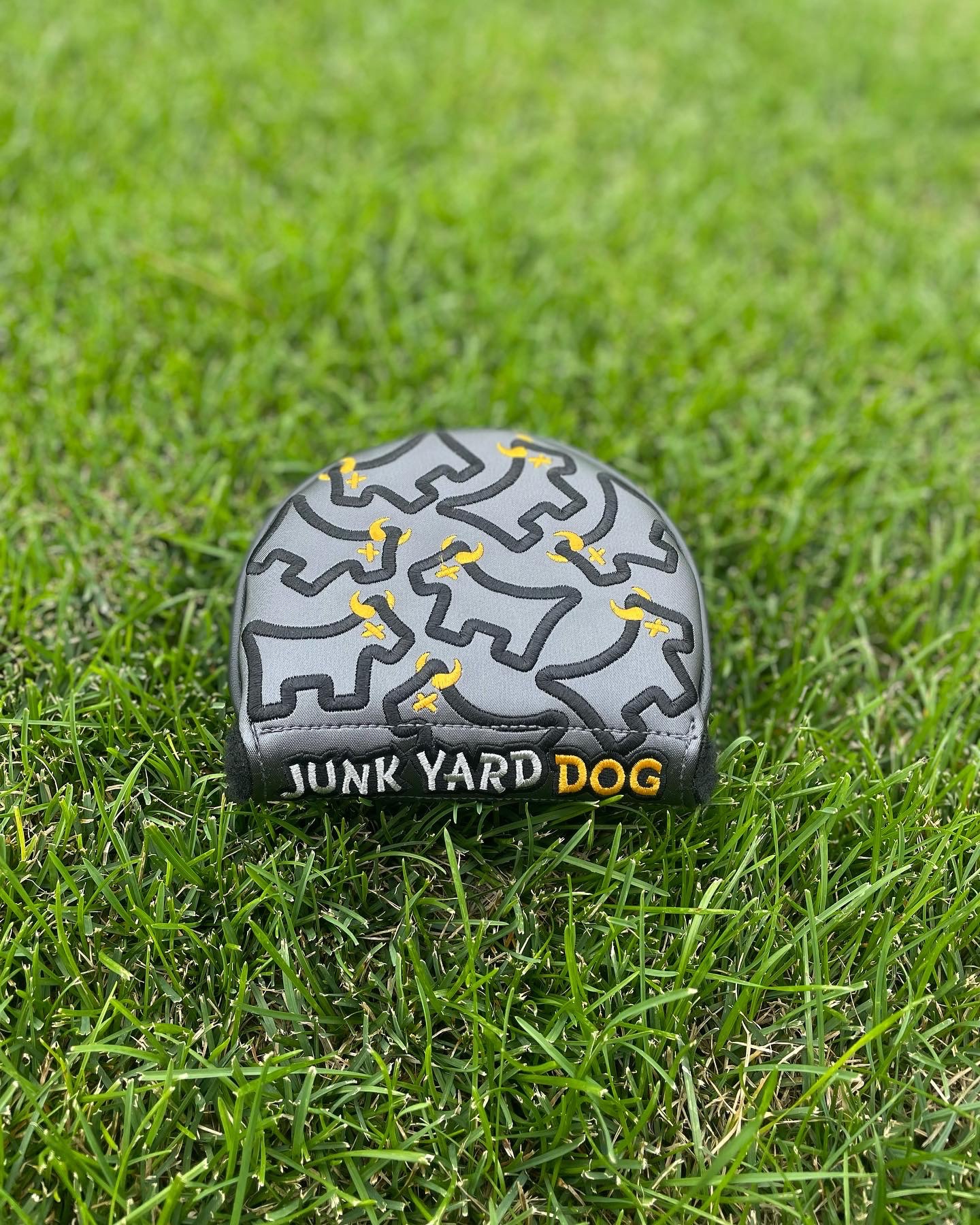 NEW Scotty Cameron Custom Shop JUNK YARD DOG rh mallet putter headcover