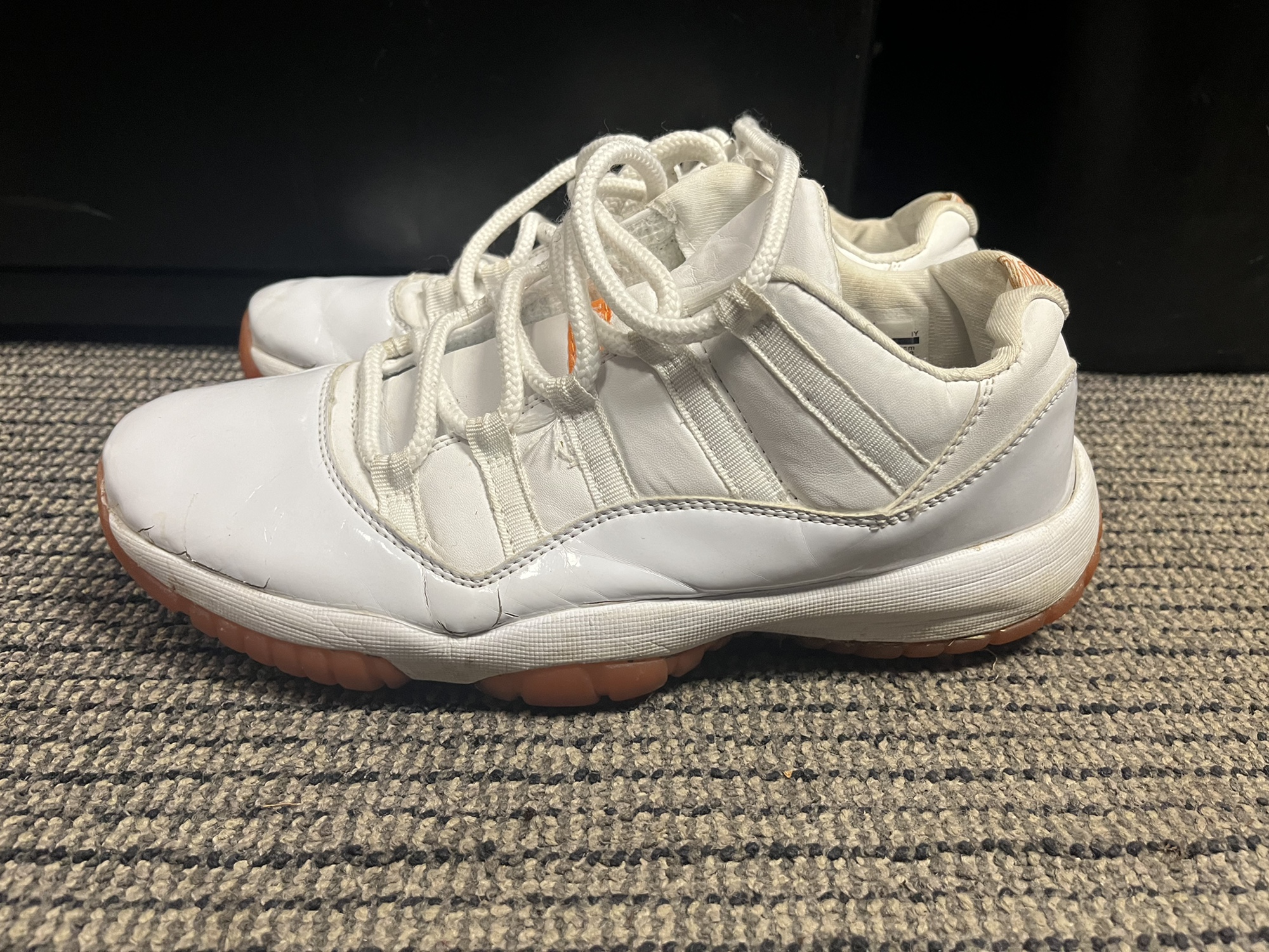 custom golf shoes jordan