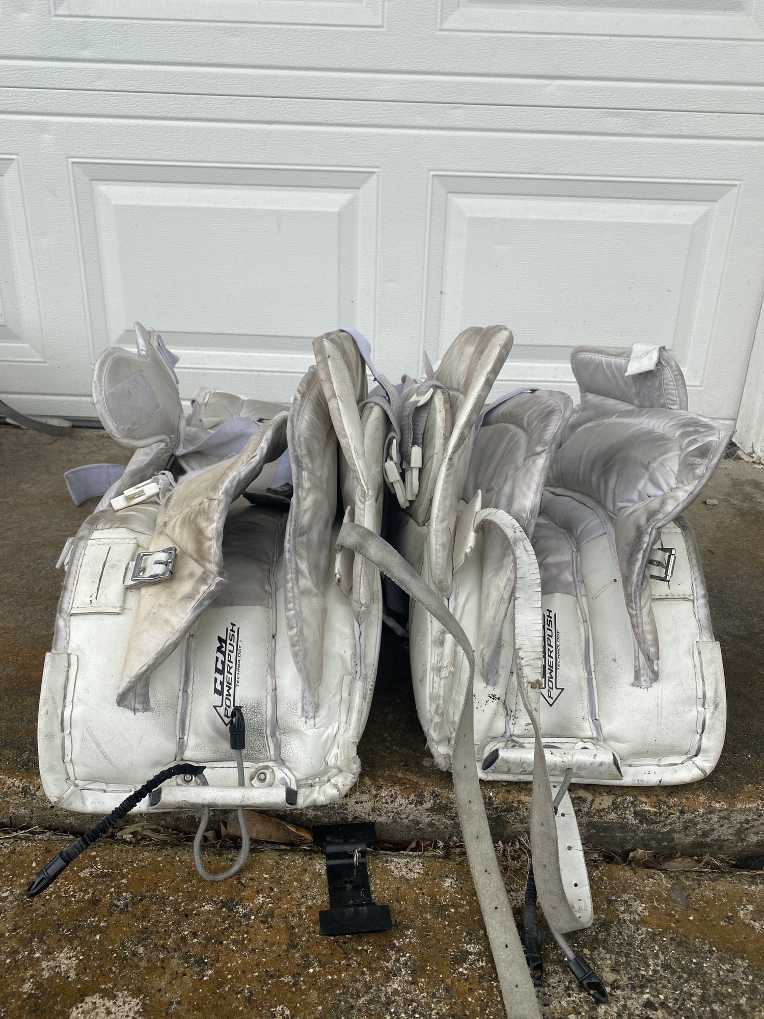 CCM goalie pads 30+1 SidelineSwap