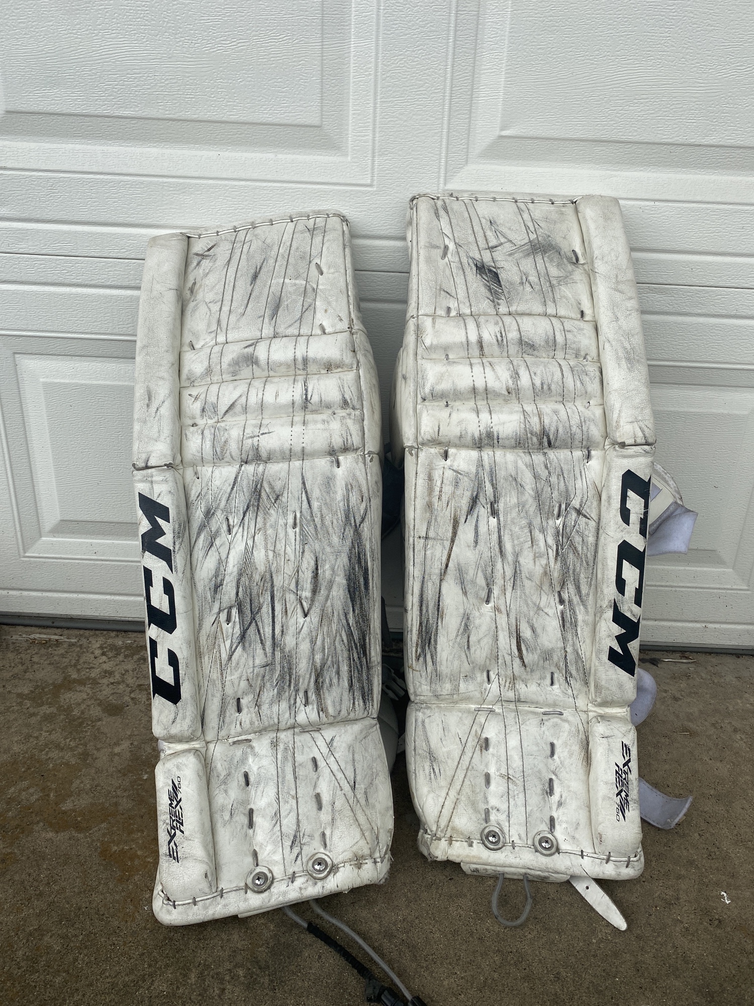 CCM goalie pads 30+1 SidelineSwap