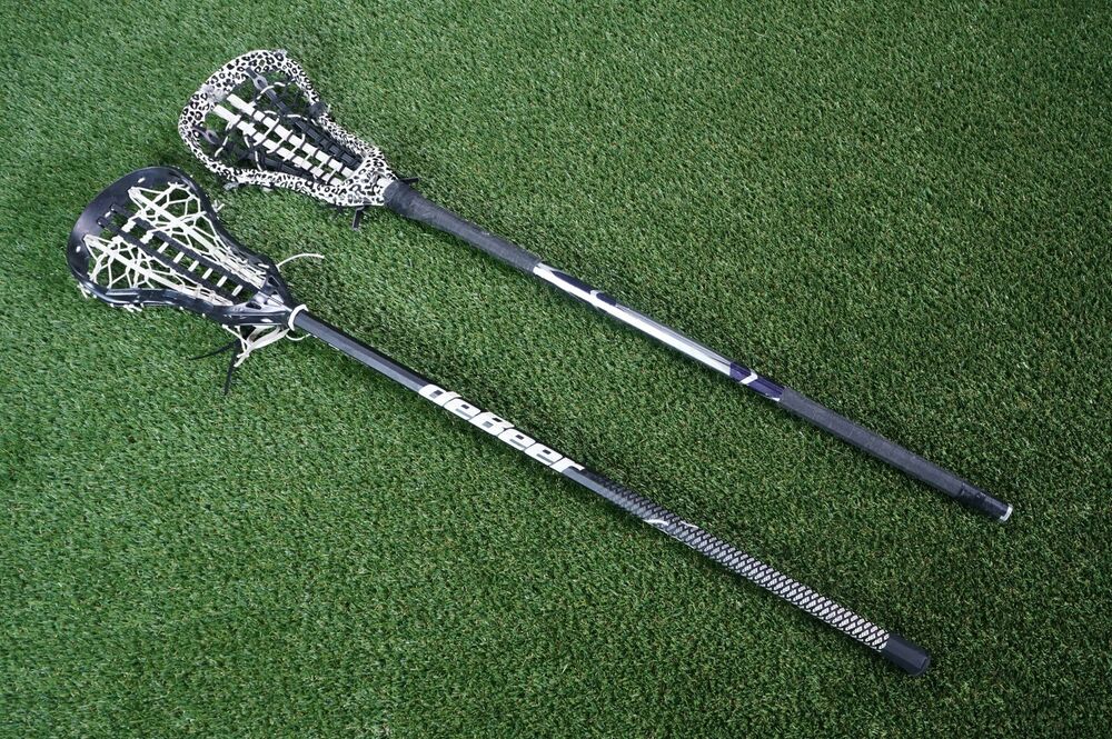 (2) DEBEER 6000 ONE WITH REEBOK 9K HEAD 32” LACROSSE STICKS SidelineSwap
