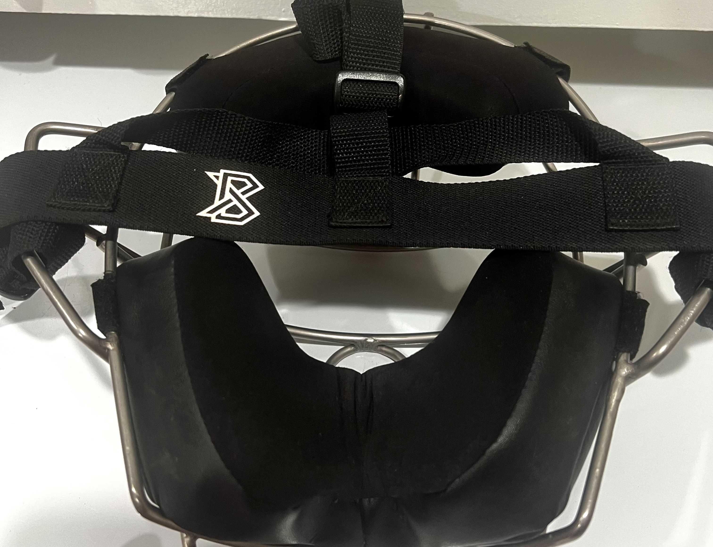 Pro Issue Nike Vapor Titanium Alloy Catcher's Mask SidelineSwap