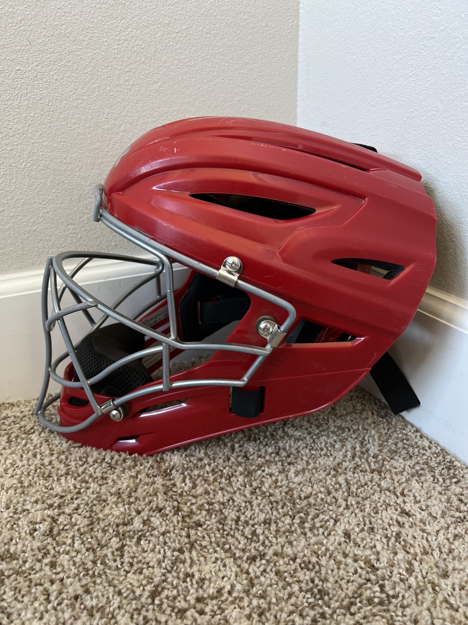 Under Armour Catchers Helmet with Ibar Vision Size 77.5 SidelineSwap