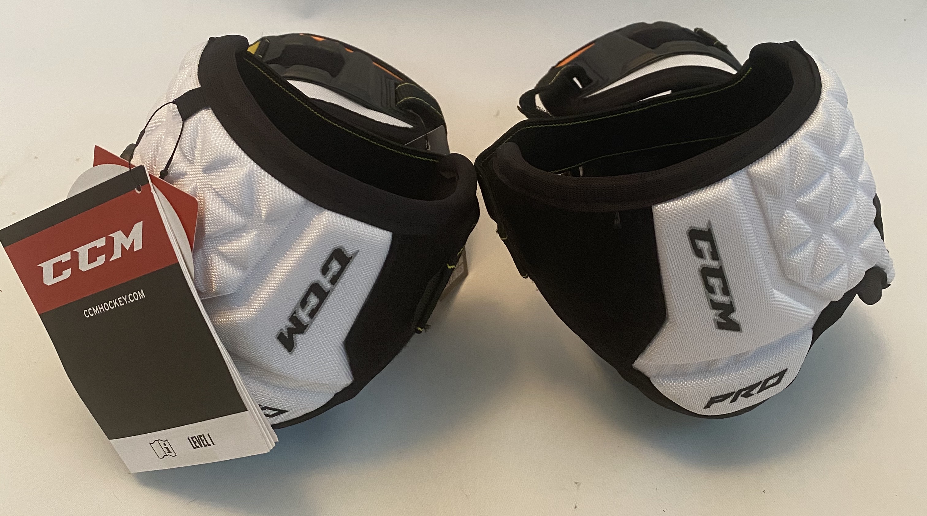 CCM Tacks Pro Sr Elbow Pads Pro Stock Medium New NHL AHL (9098) SidelineSwap