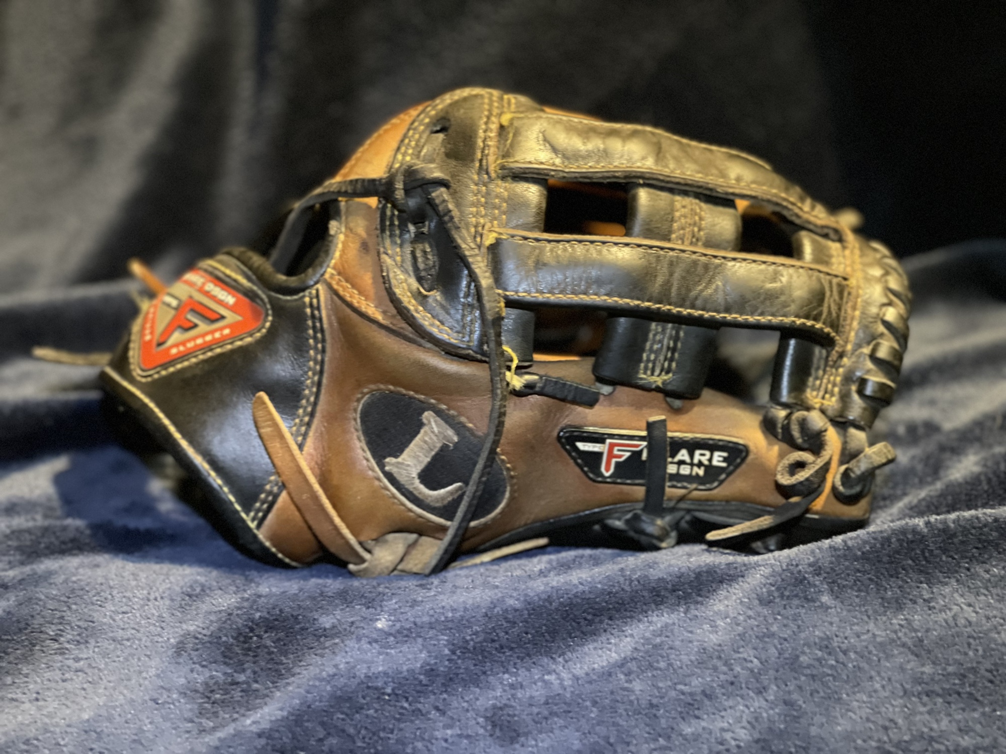 Infield 11.75" Pro Flare Baseball Glove SidelineSwap