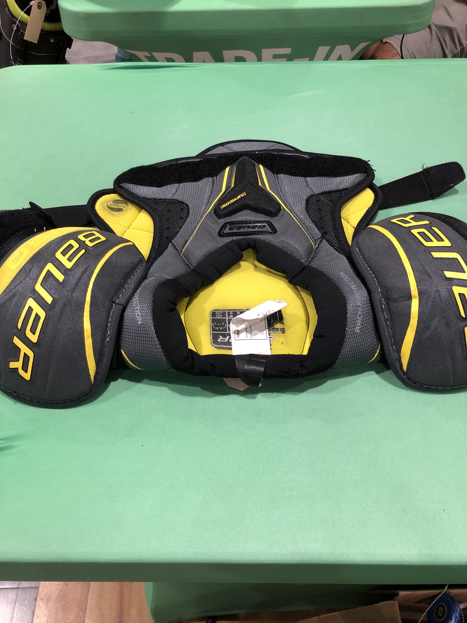 Used Junior Small Bauer Supreme S150 Shoulder Pads SidelineSwap