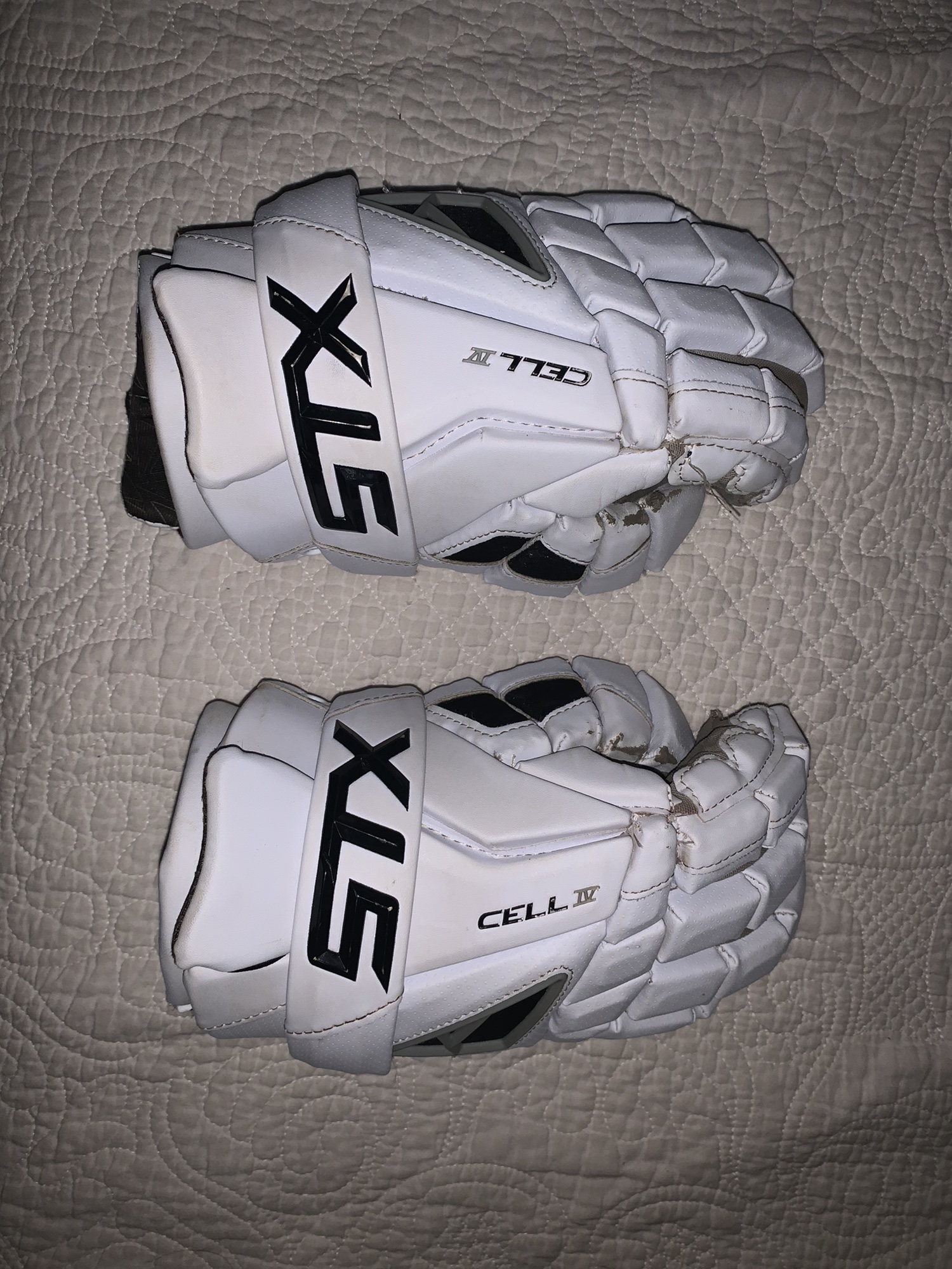 New Player's STX 13" Cell IV Lacrosse Gloves SidelineSwap