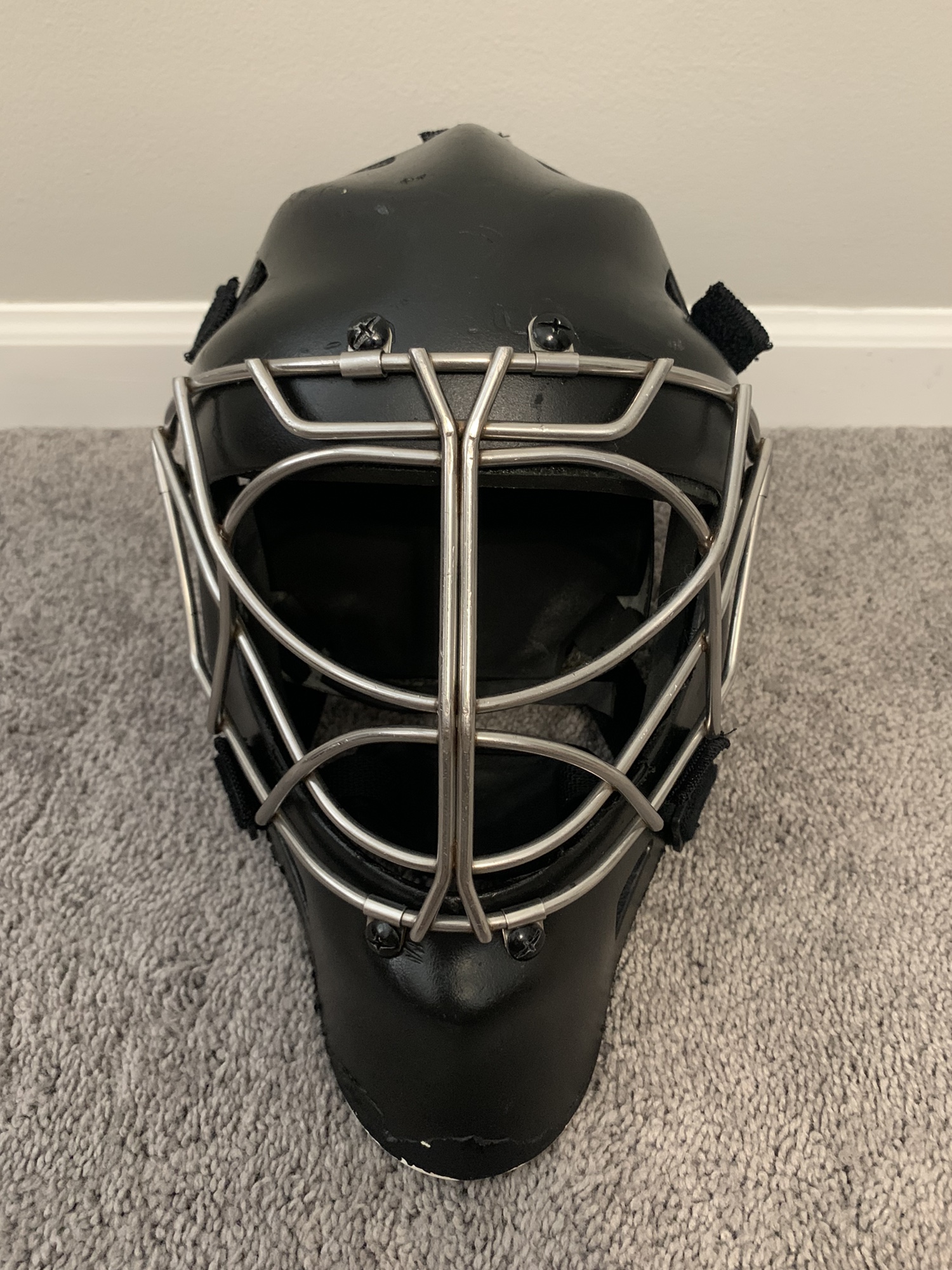 Used Eddy Goalie Mask SidelineSwap