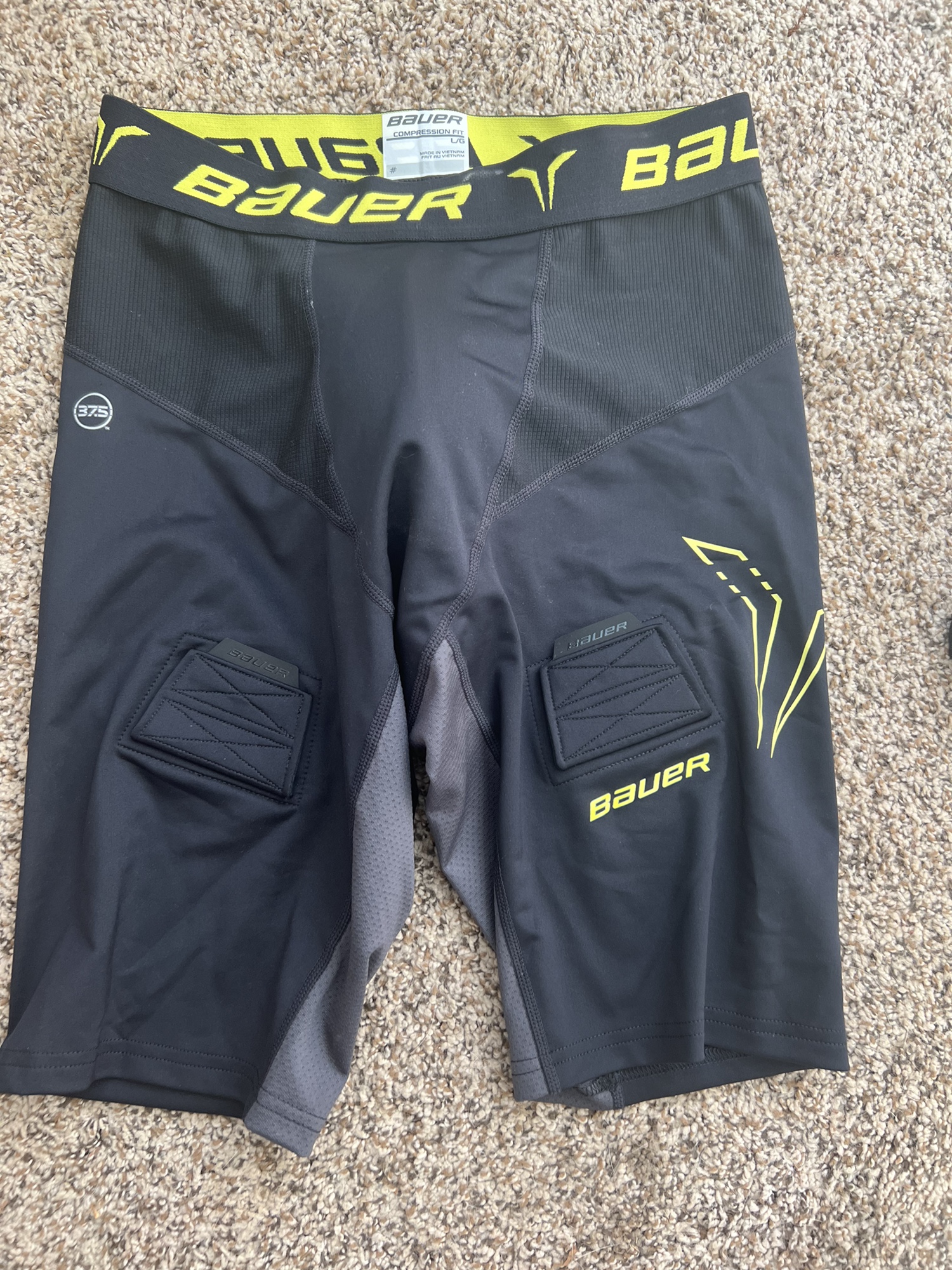 Black New Large Bauer Compression SidelineSwap