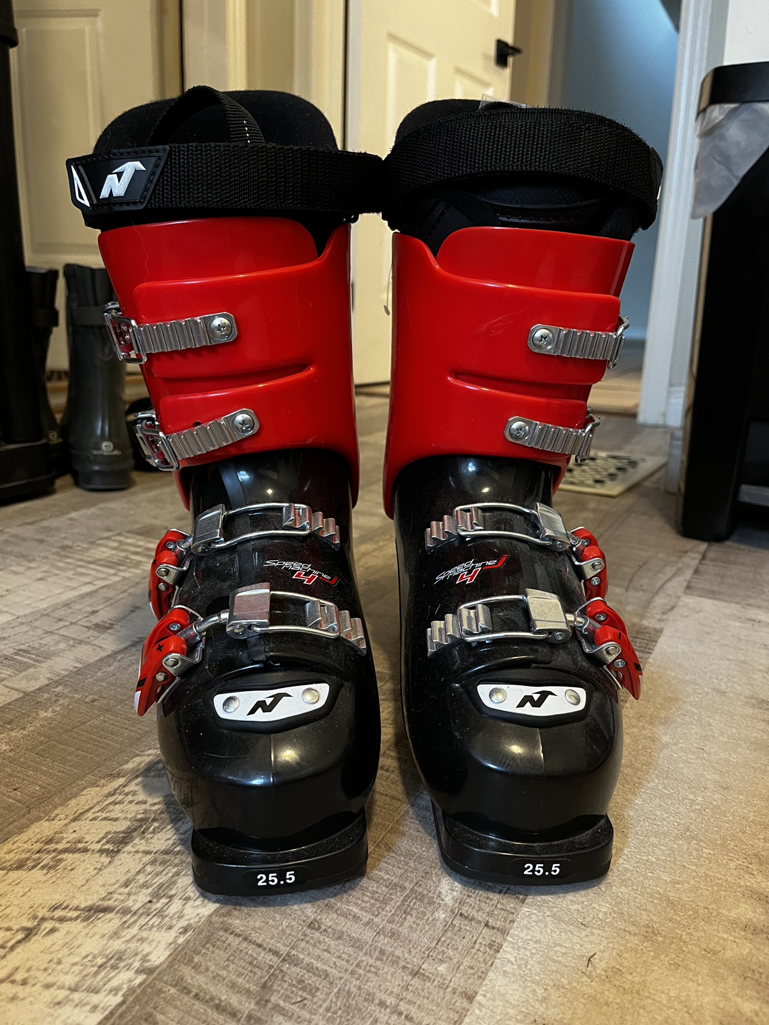 New nordica speedmachine j4 ski boots SidelineSwap