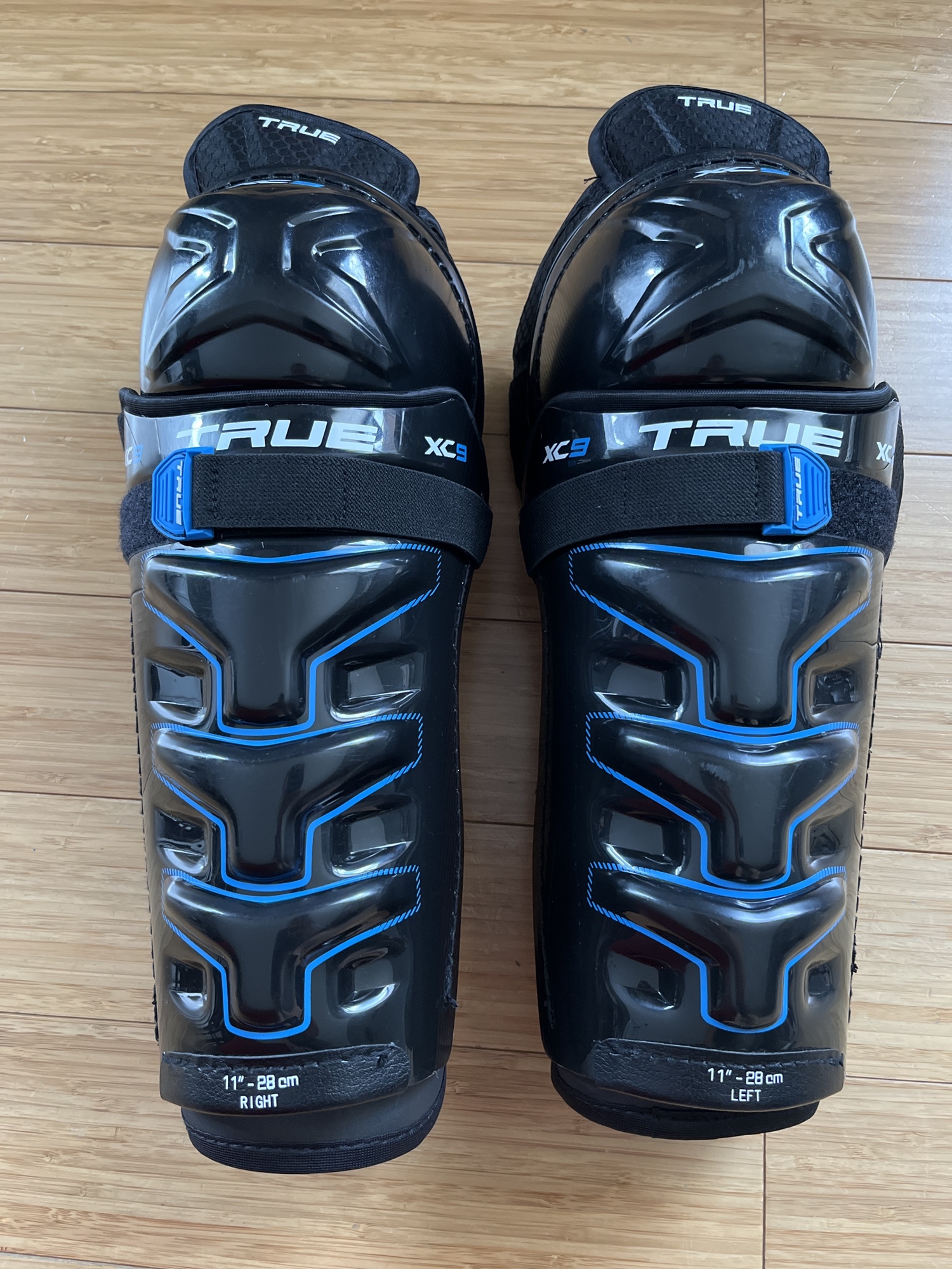 True XC9 Shin Pads SidelineSwap