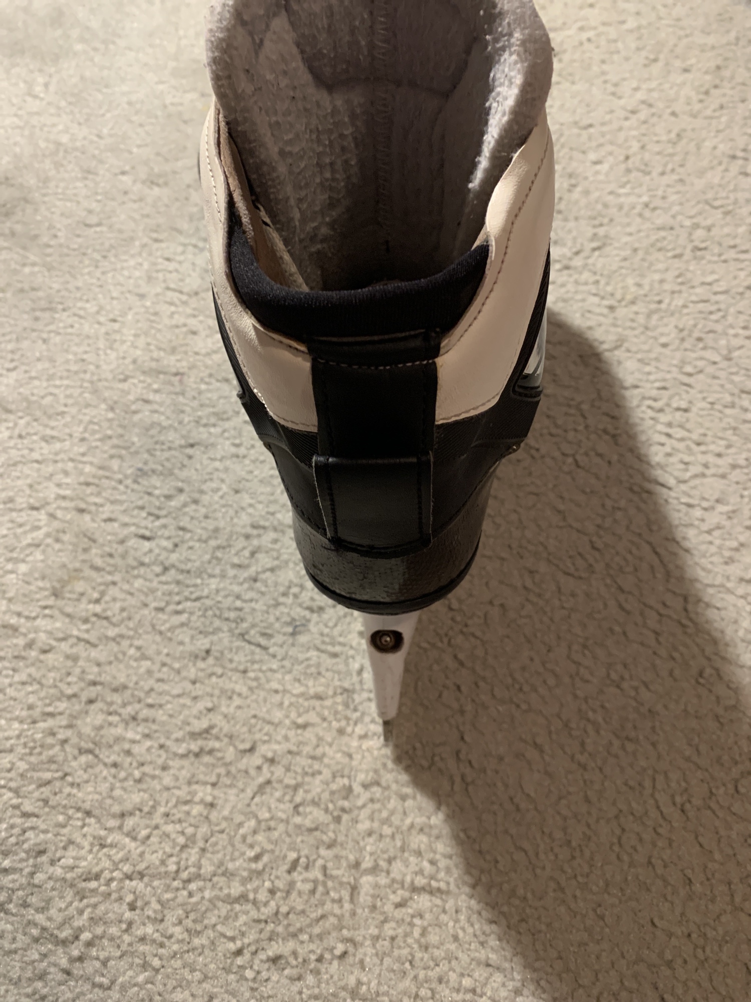 Used True Wide Width Pro Stock Size 8.5 Pro Custom Hockey Skates