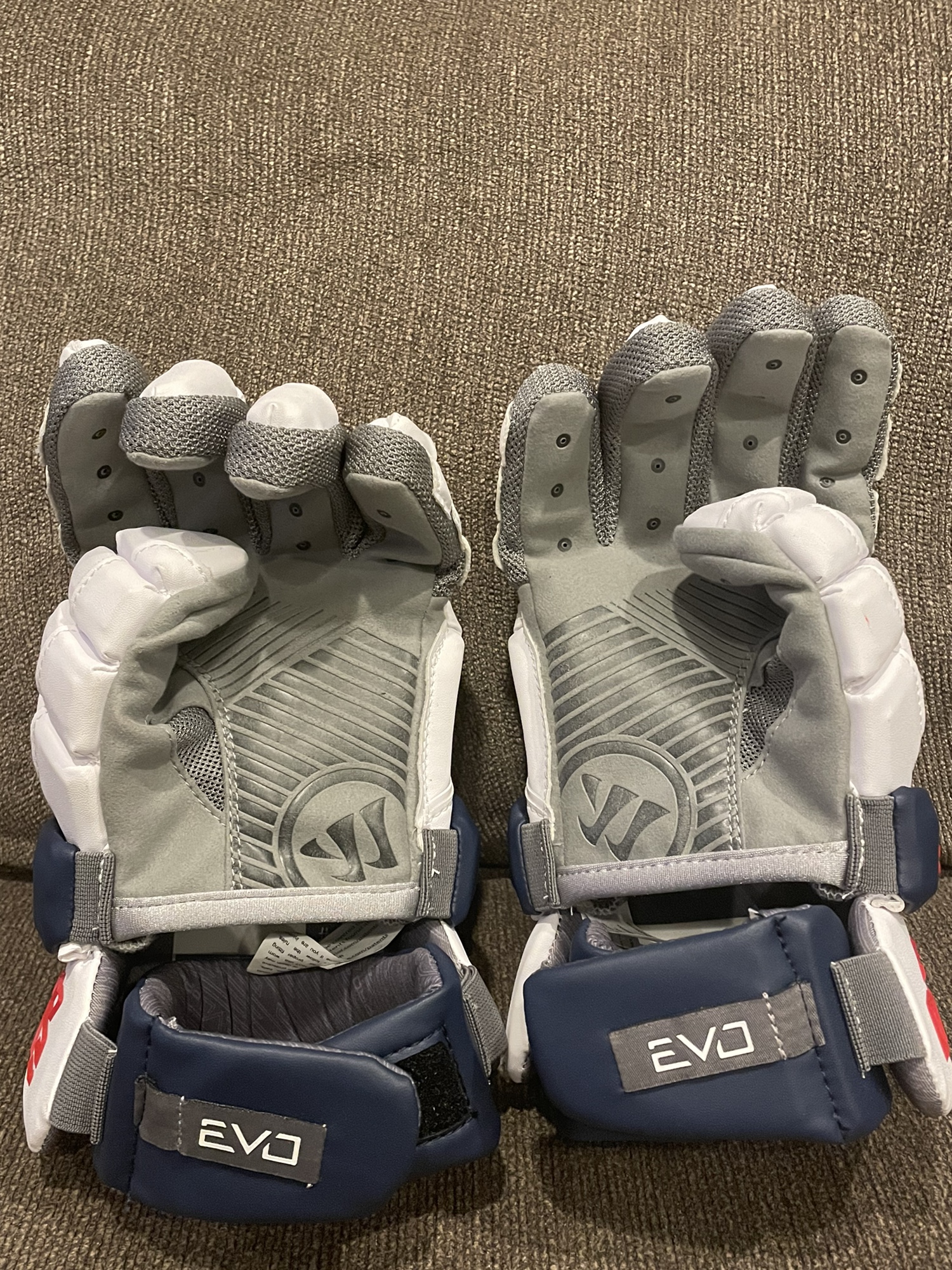 New Player's Warrior 13" EVO QX Lacrosse Gloves SidelineSwap