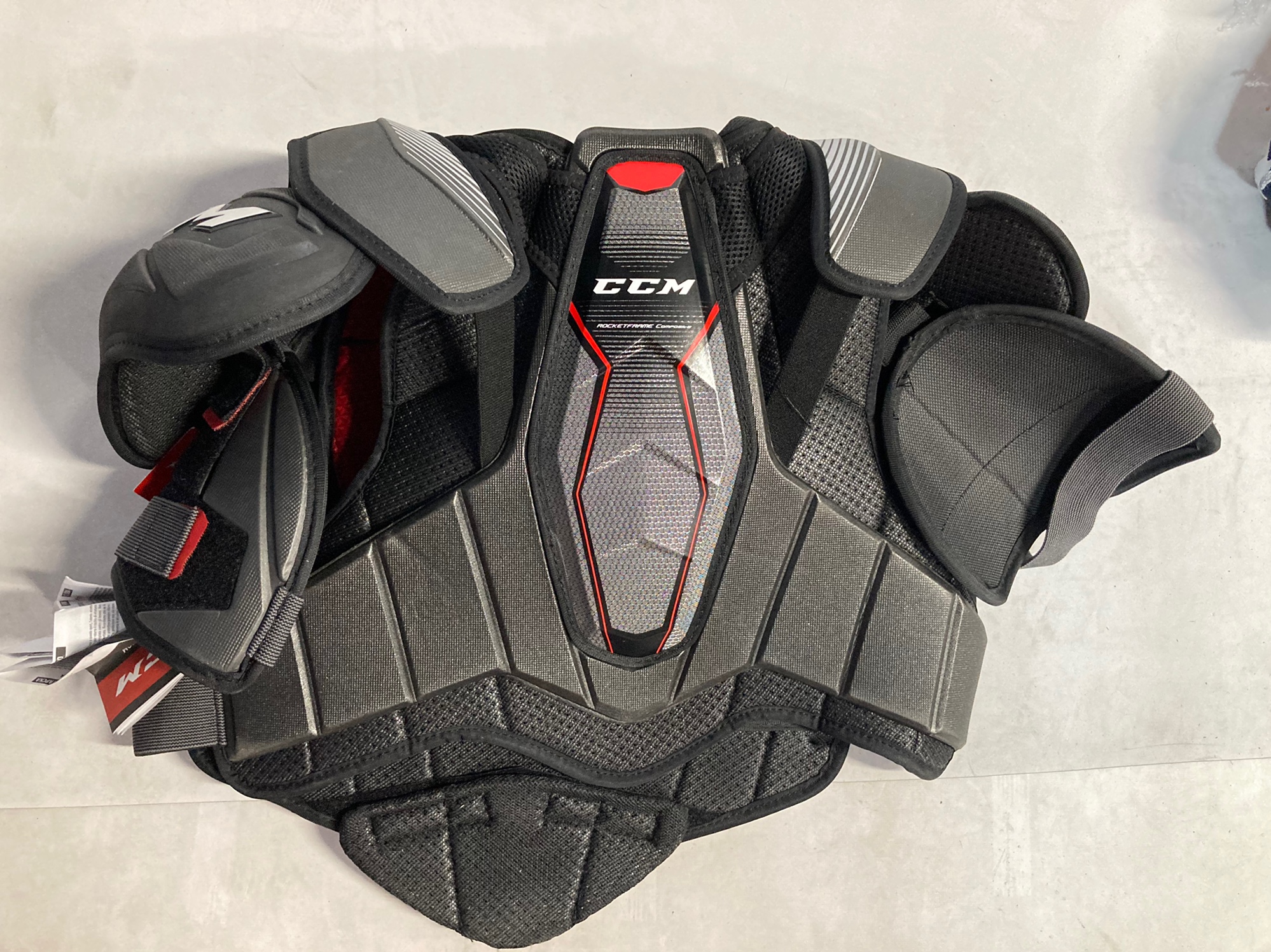 New Senior Large CCM JetSpeed FT1 Shoulder Pads (NSH113) SidelineSwap