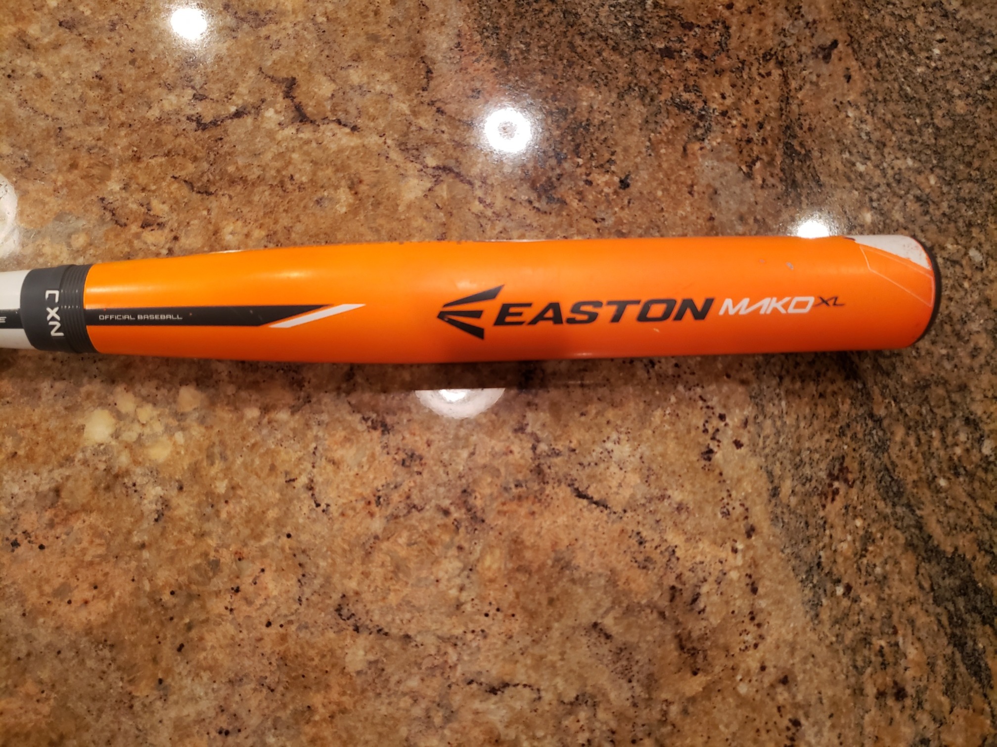 RARE SIZE ORANGE Easton Mako (10) 29/19 SidelineSwap