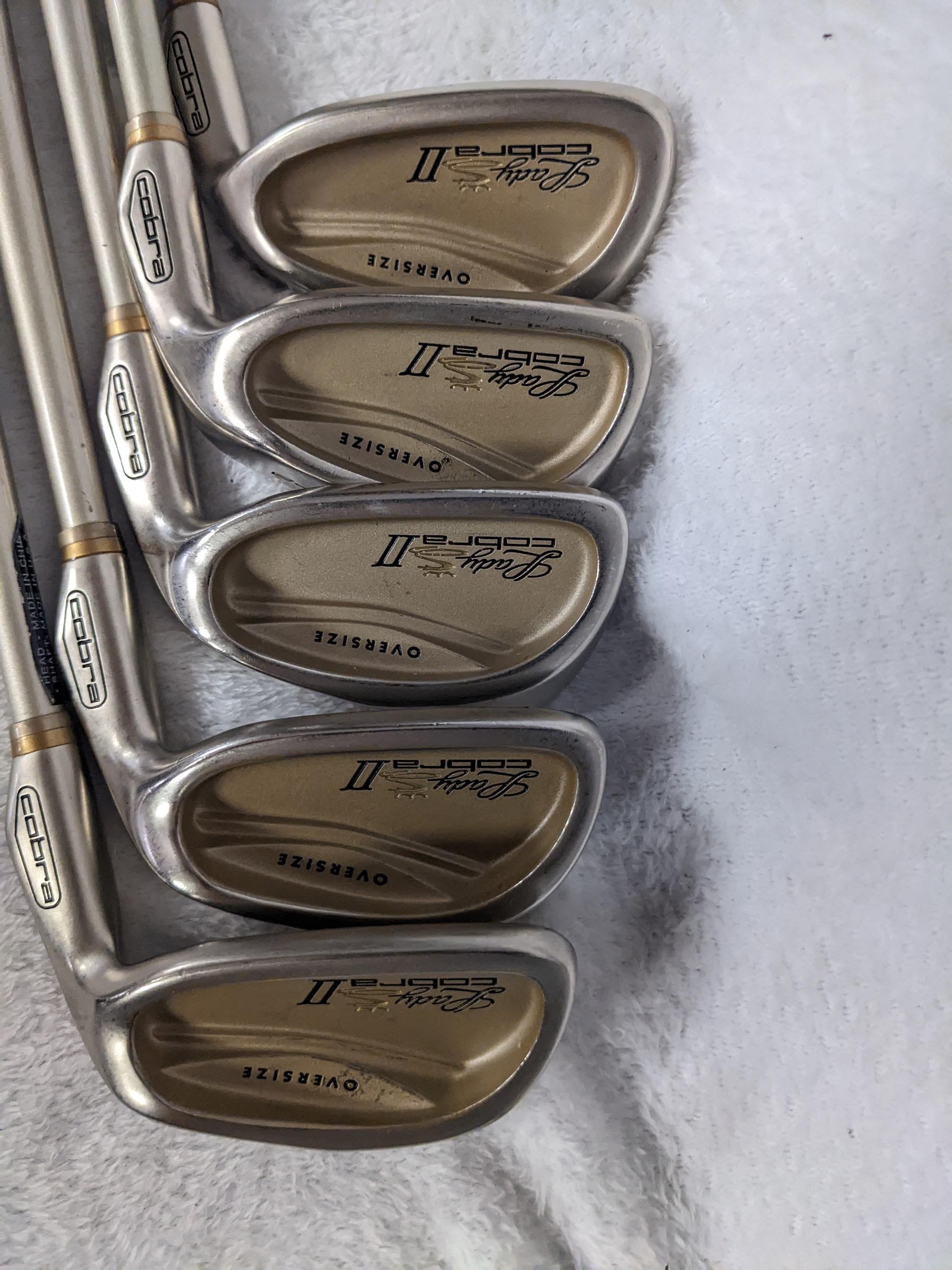 Cobra Lady II Lady Flex Set of Irons Golf Club Set (RH) Size 5 Clubs