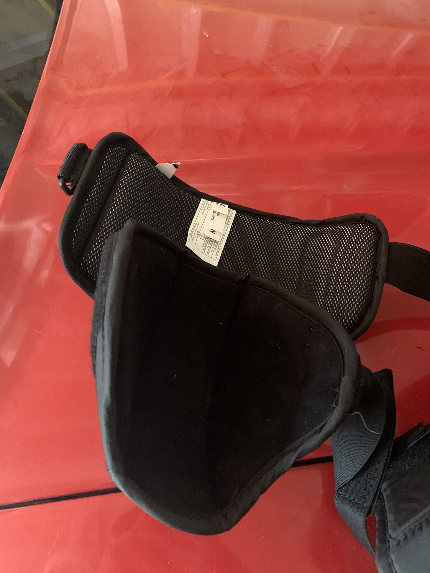 Vaughn Ventus LT88 10 Knee pads SidelineSwap