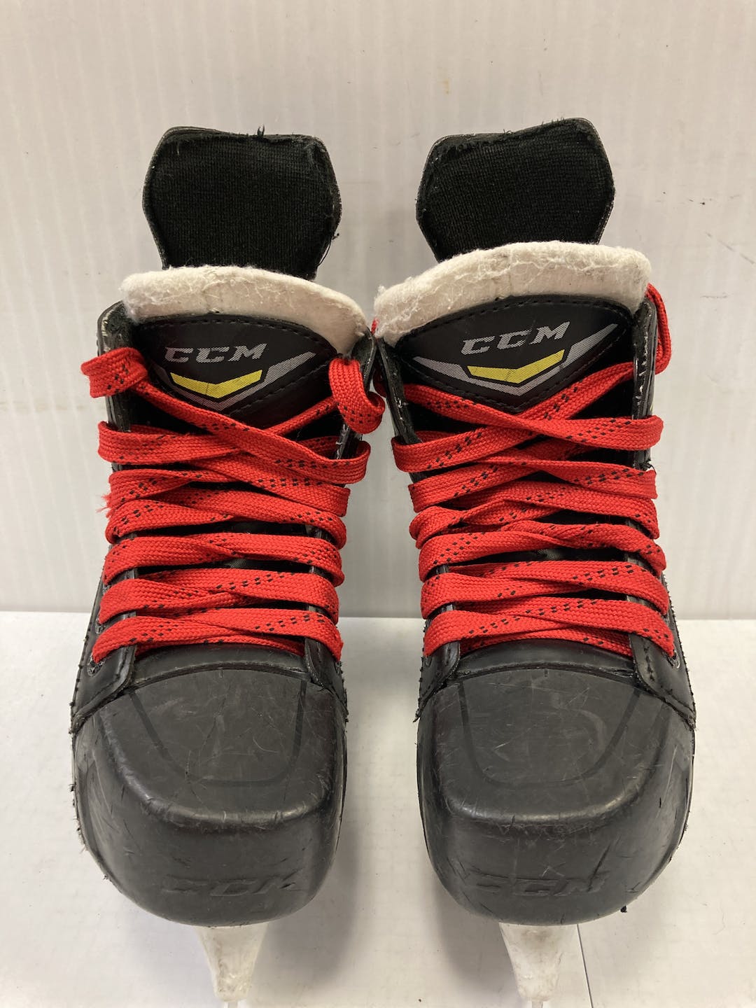 Used Ccm 1092 Tacks Youth 12.0 Ice Hockey Skates SidelineSwap