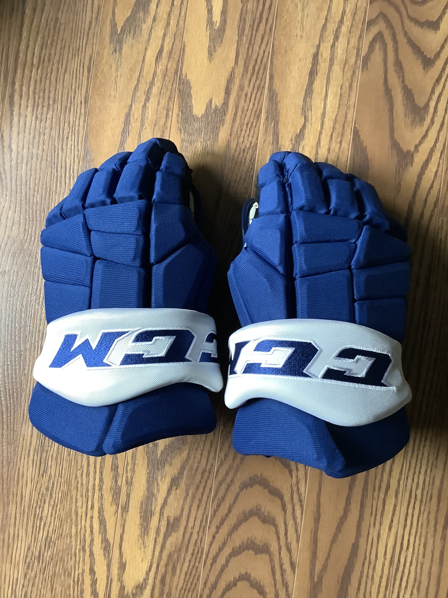 CCM 15" Pro Stock HGSTXP Gloves SidelineSwap