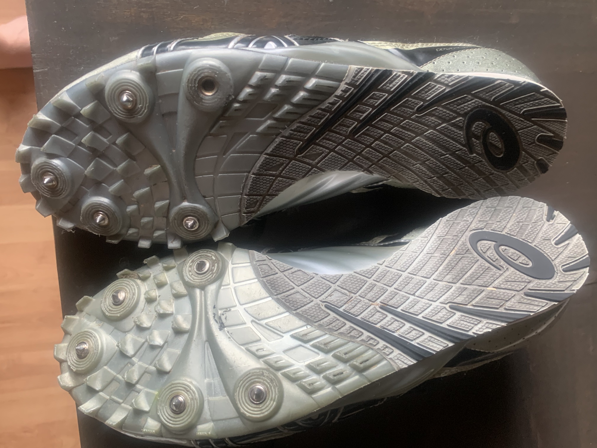 untouchables cleats black