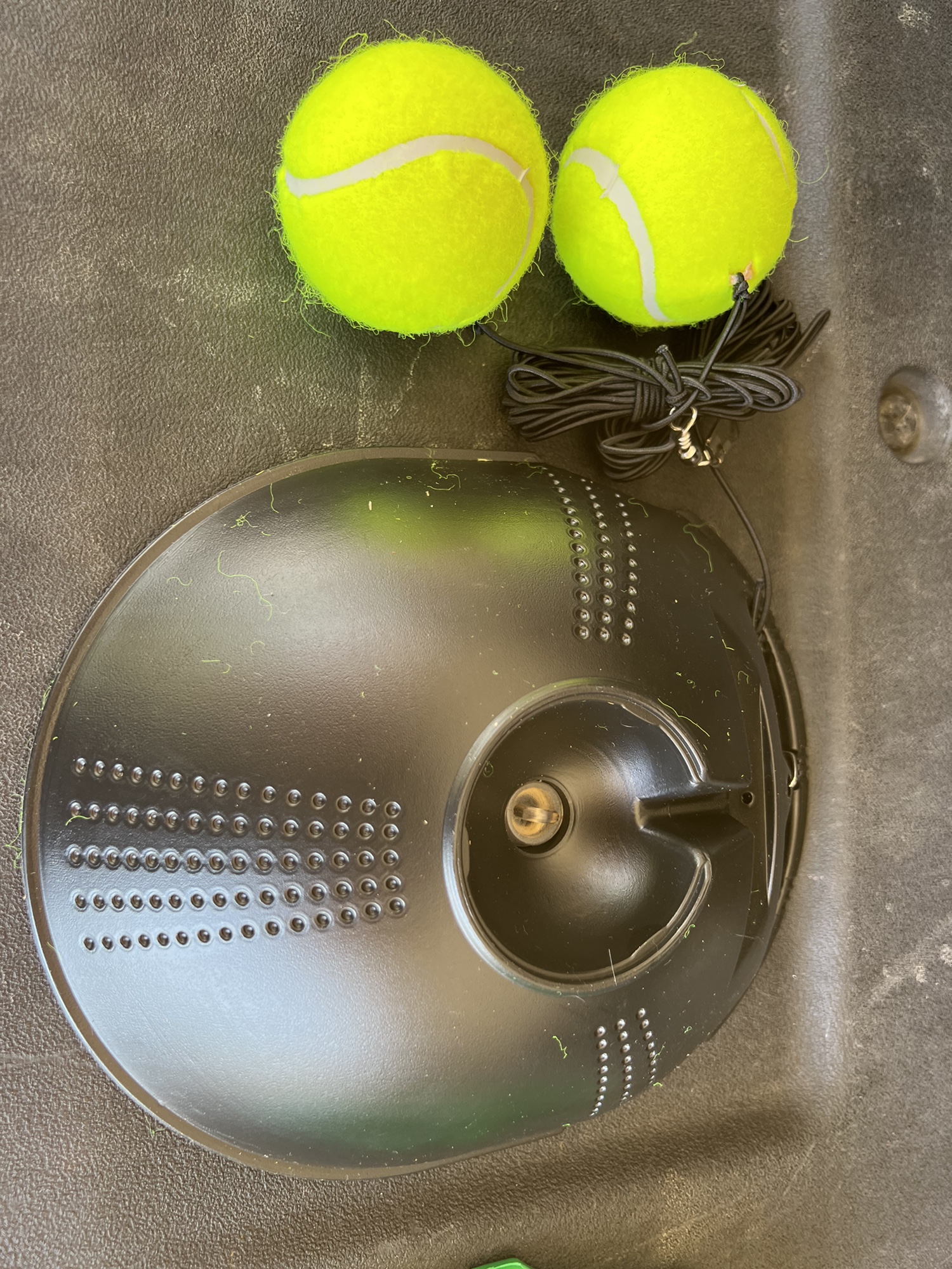 Tennis self trainer SidelineSwap