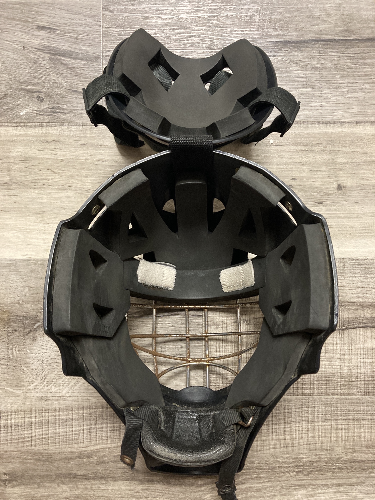Itech Profile 1200 Helmet Junior Goalie Hockey Helmet | SidelineSwap