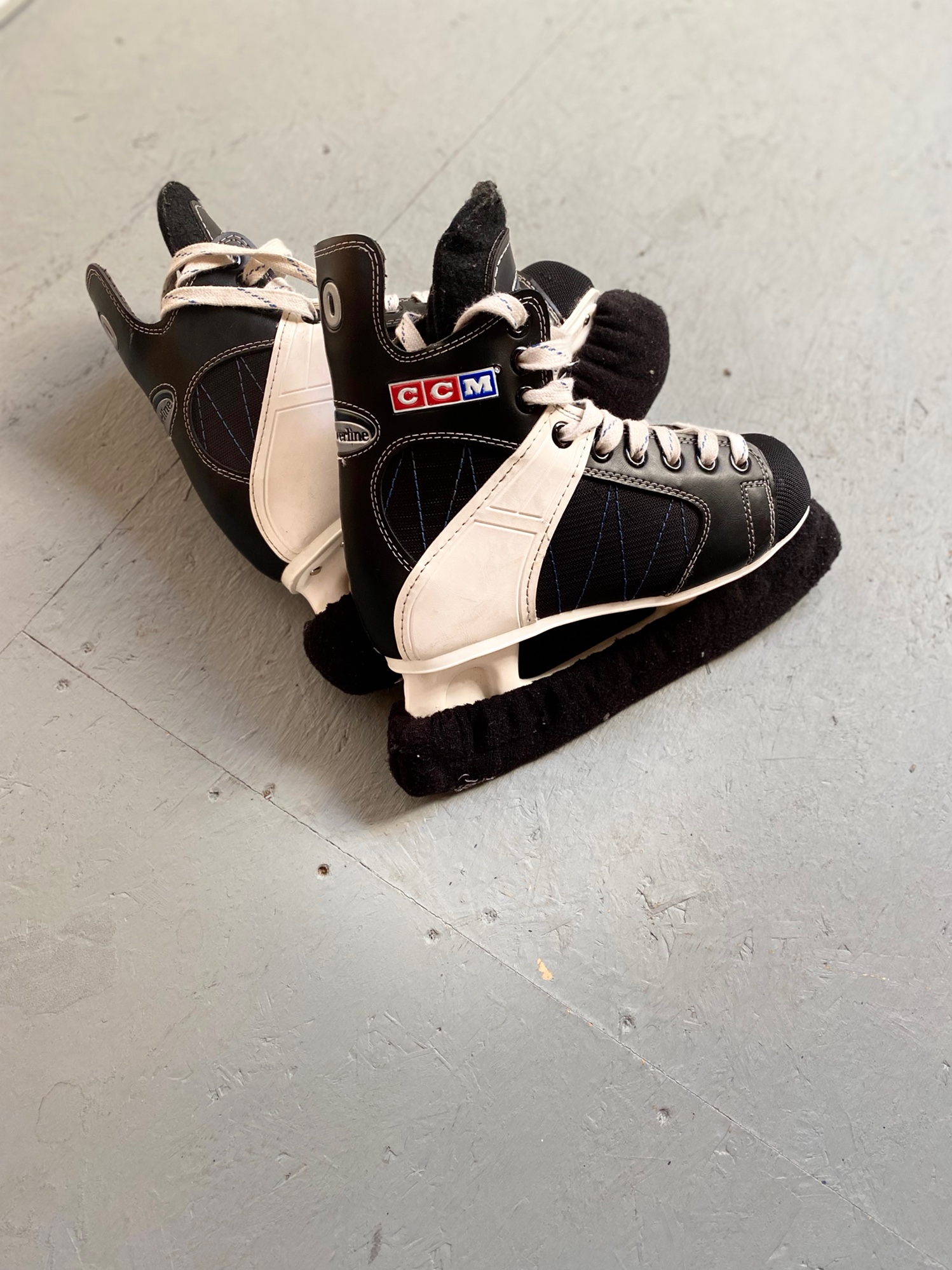 CCM Size 6 Powerline SL1000 90 Hockey Skates SidelineSwap
