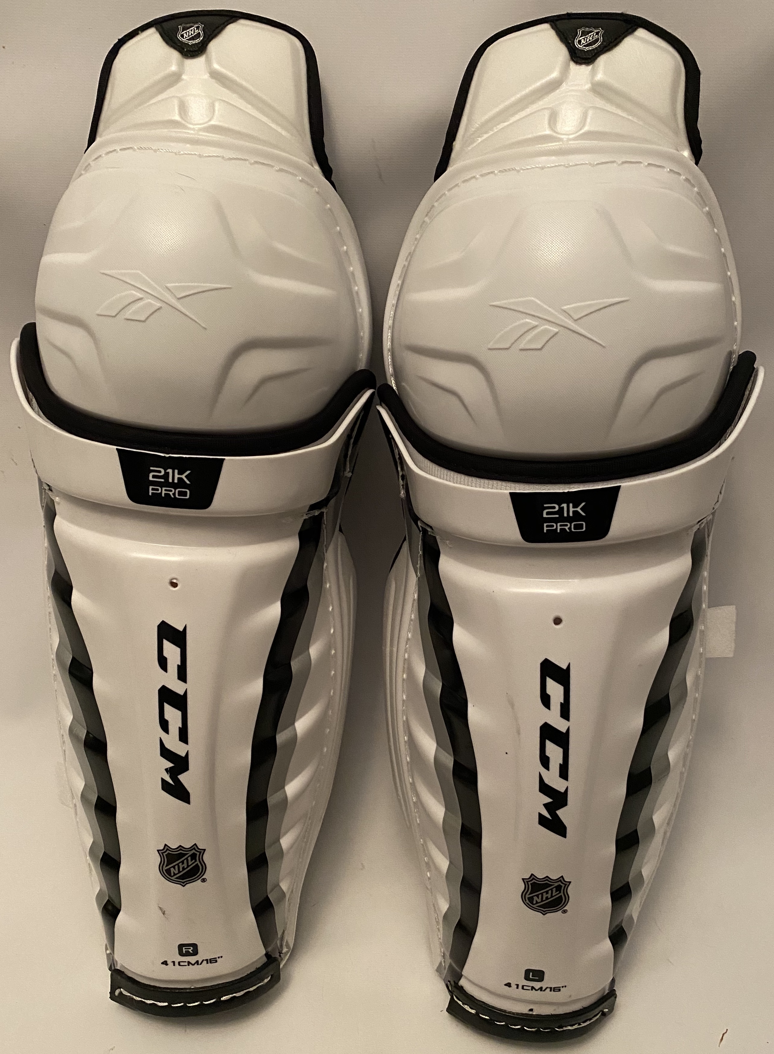 CCM 21K Pro Sr Shin Guards Pads 15" Pro Stock NHL Jofa NEW (9595